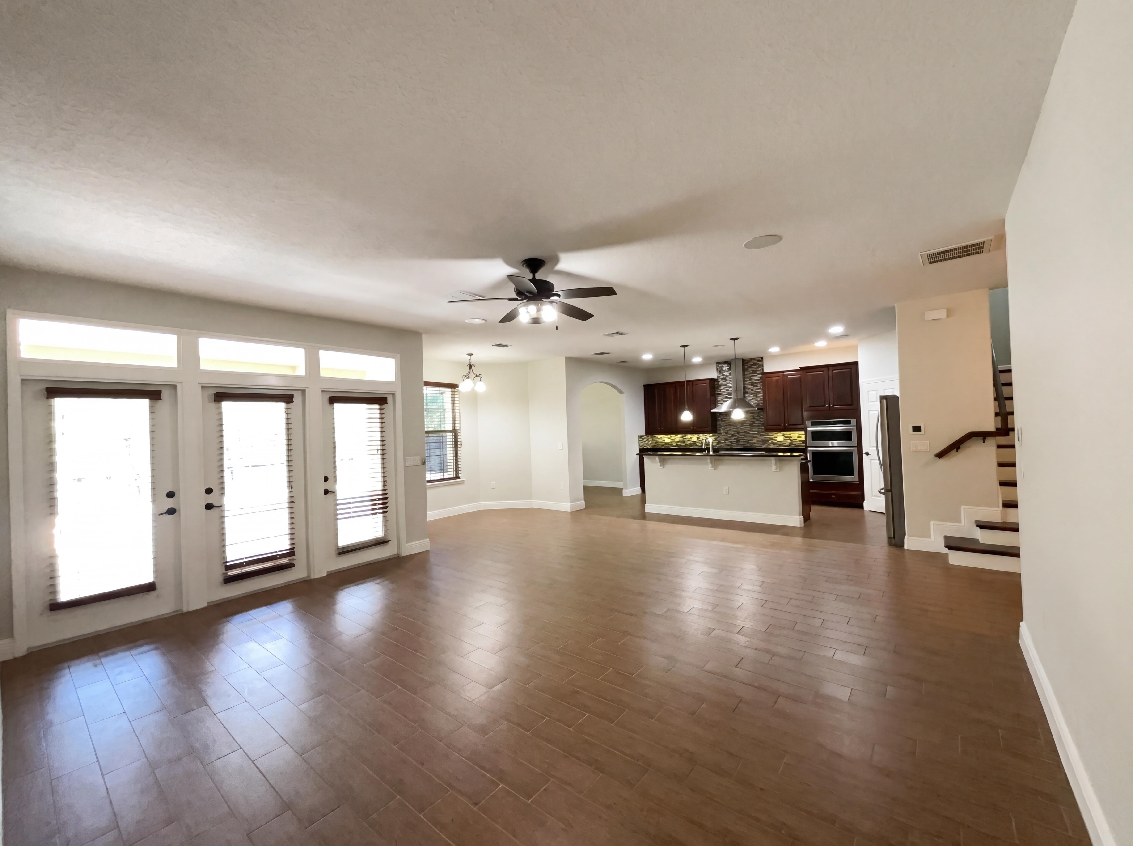 Photo 3 of 52 of 8715 Quiet Meadows Trl, Windermere, FL