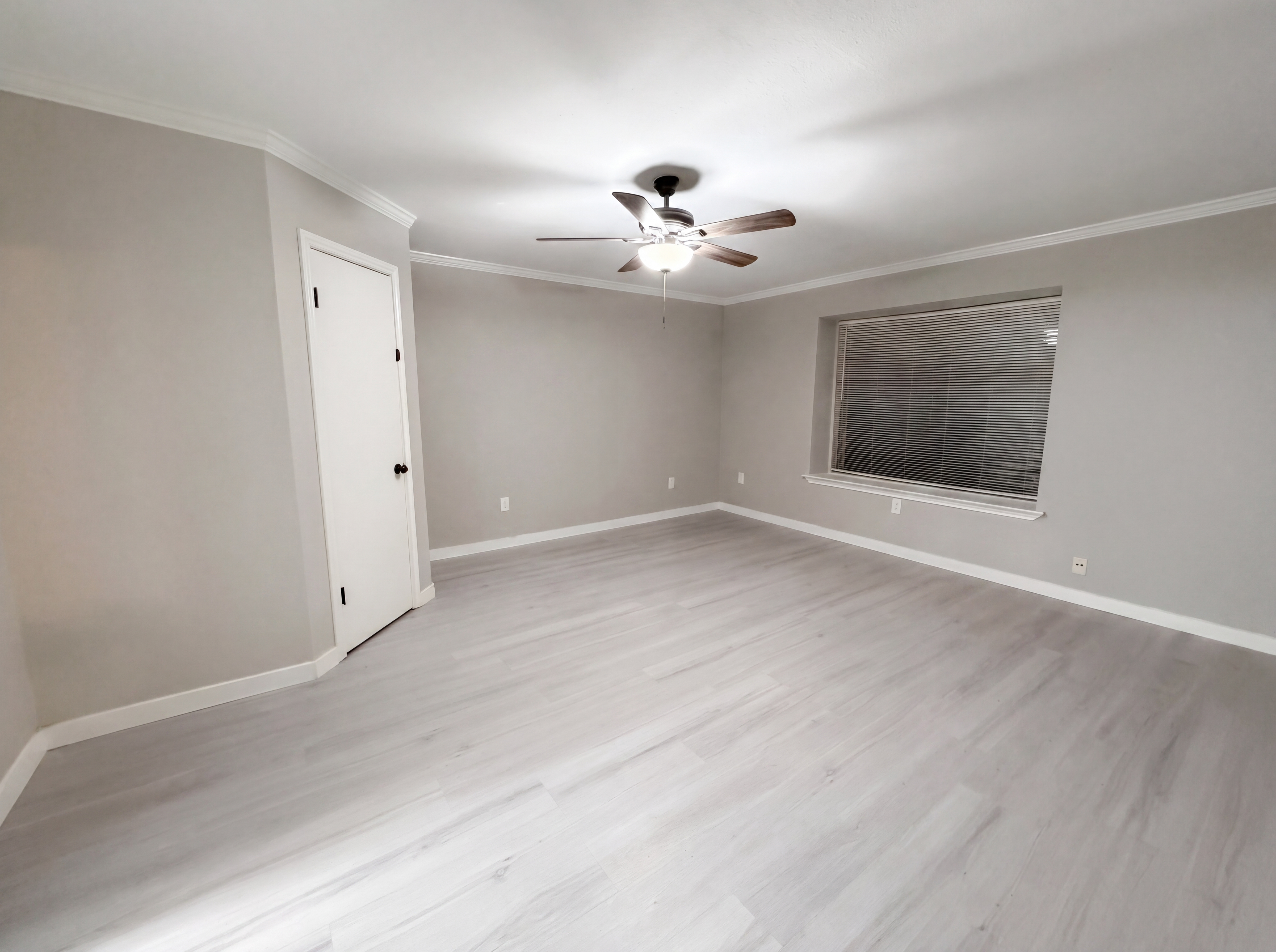 Photo 11 of 18 of 13214 Deepwater Cir, Corpus Christi, TX