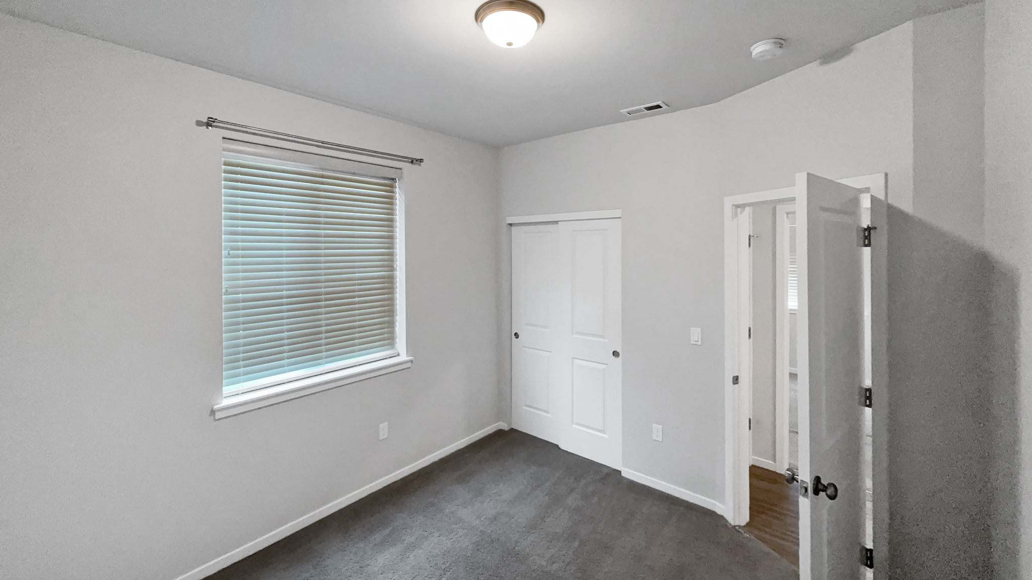 Photo 13 of 17 of 5419 Remington Dr, Pasco, WA