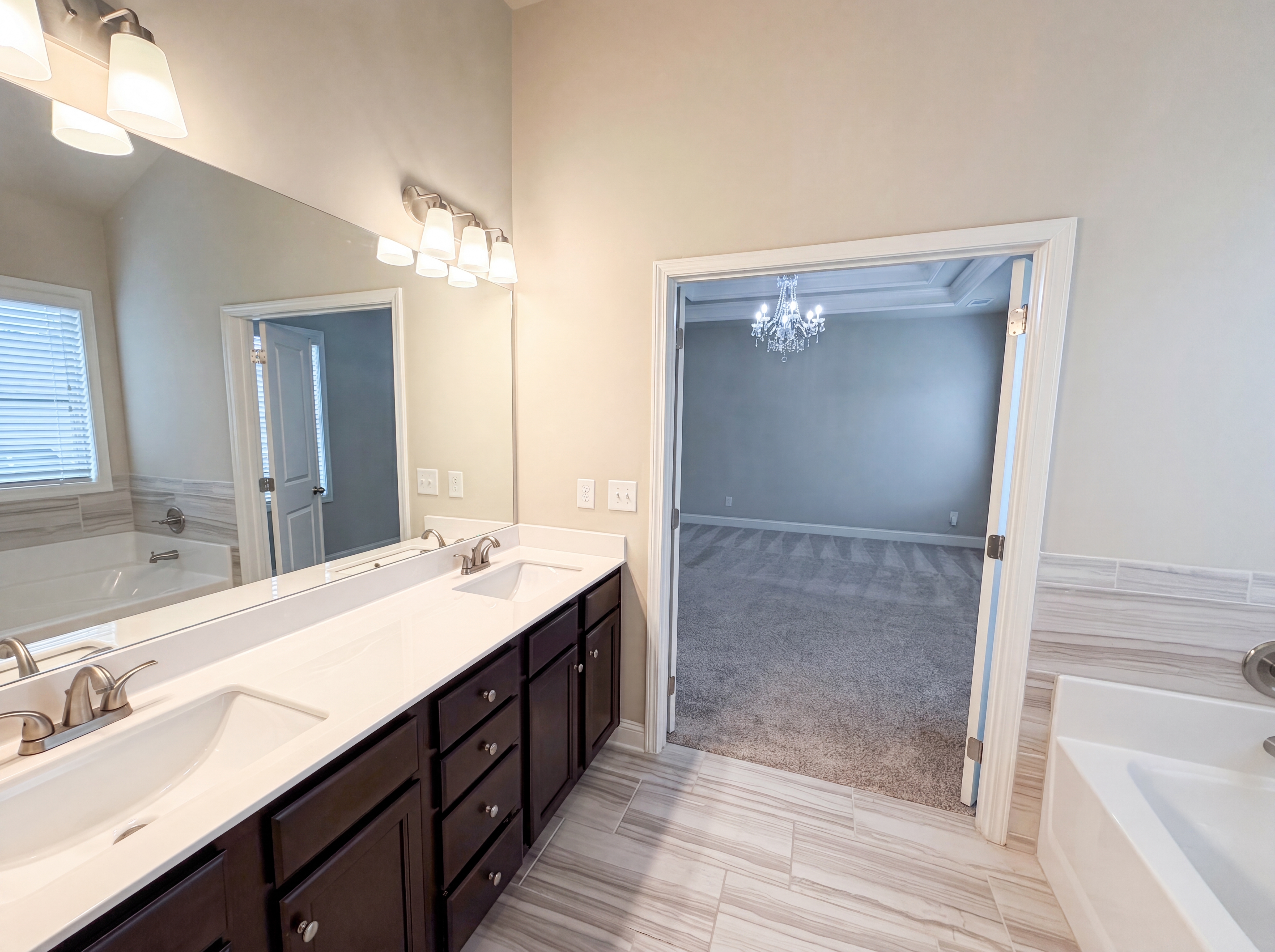 Photo 10 of 24 of 158 Mitchem Creek Dr, Loganville, GA