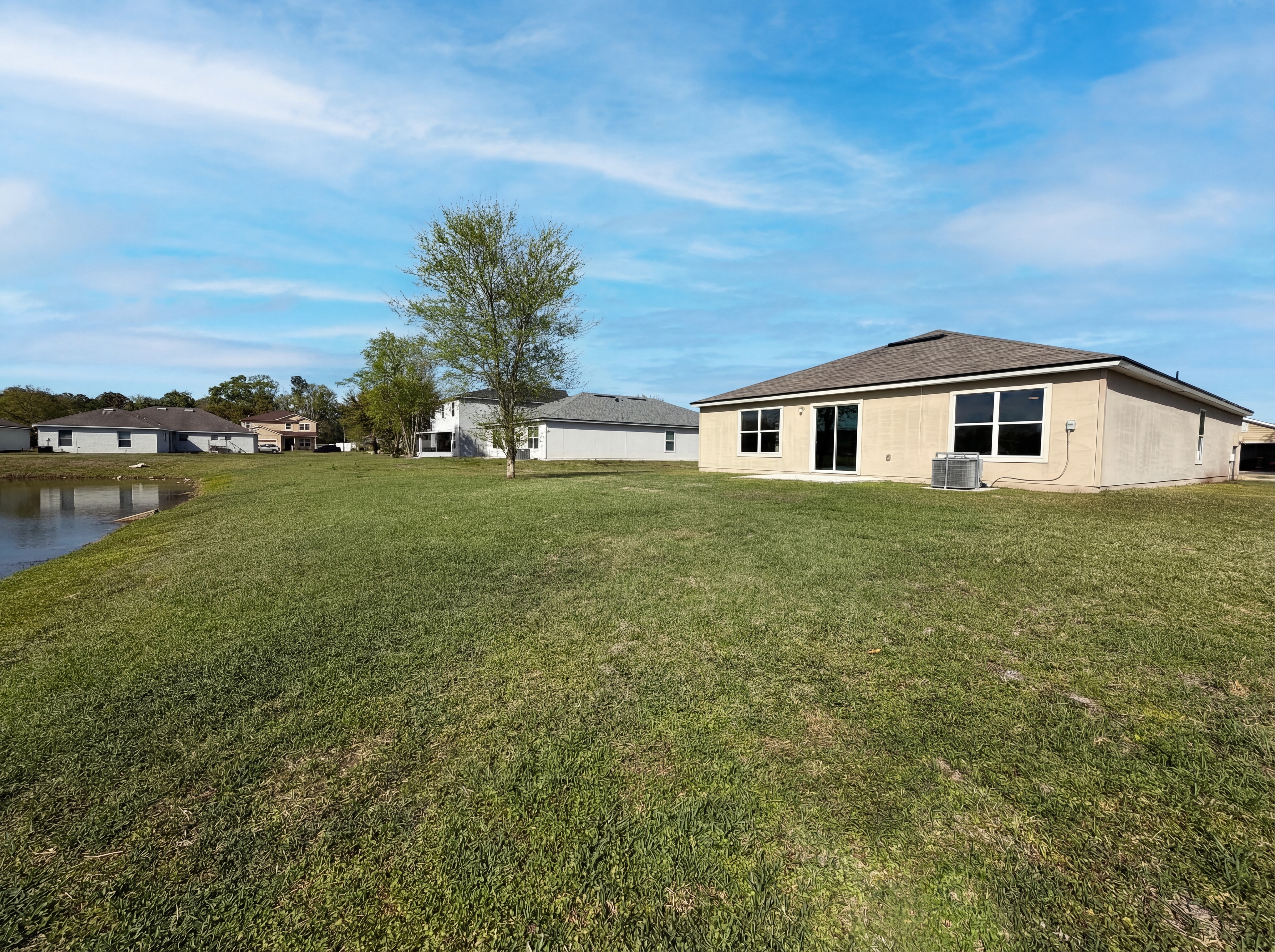Photo 7 of 21 of 8852 Cumbria Ct, Jacksonville, FL