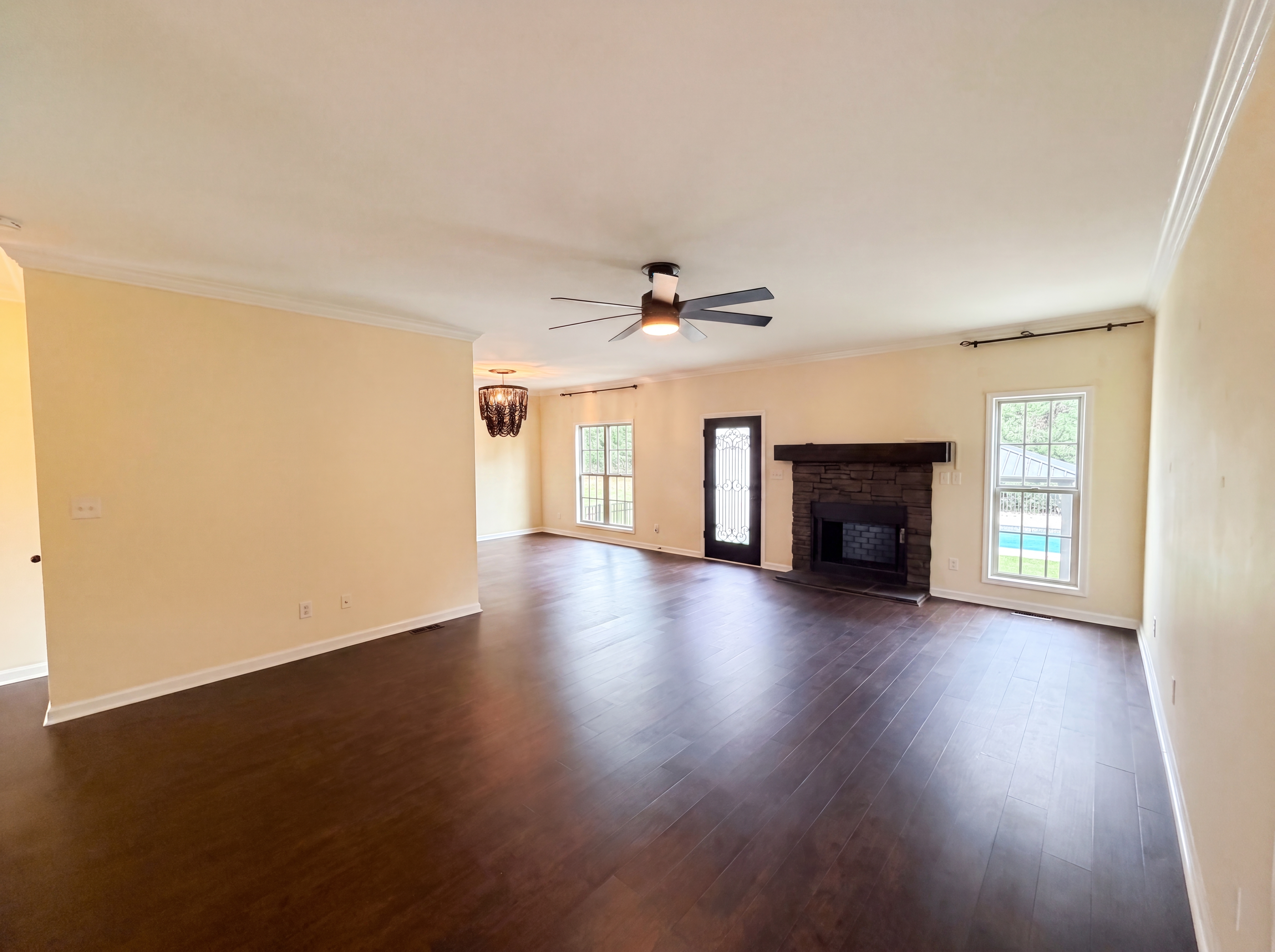Photo 3 of 22 of 1417 McBeth Dr, Kannapolis, NC