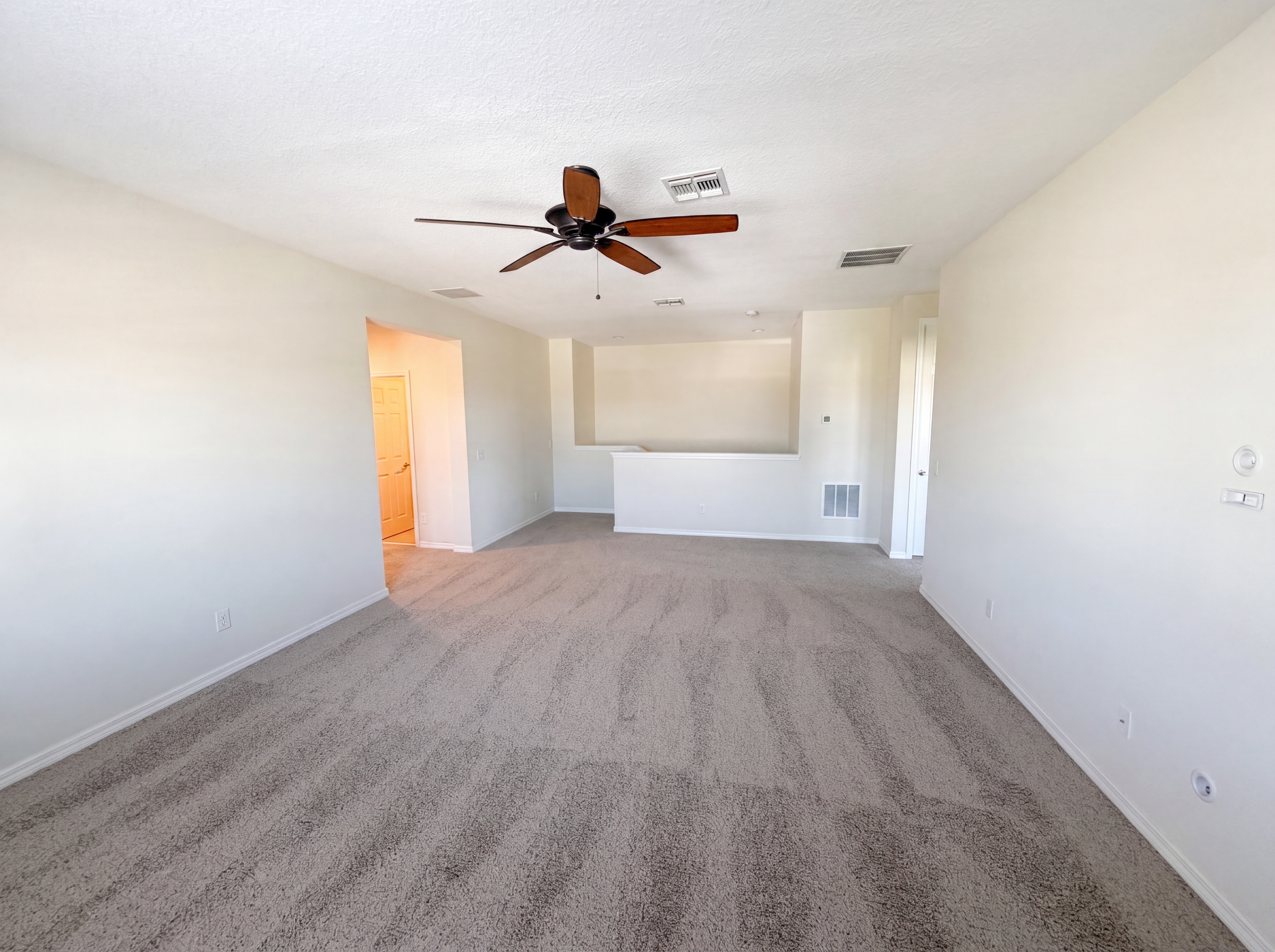 Photo 13 of 37 of 1811 Henley St, Saint Cloud, FL
