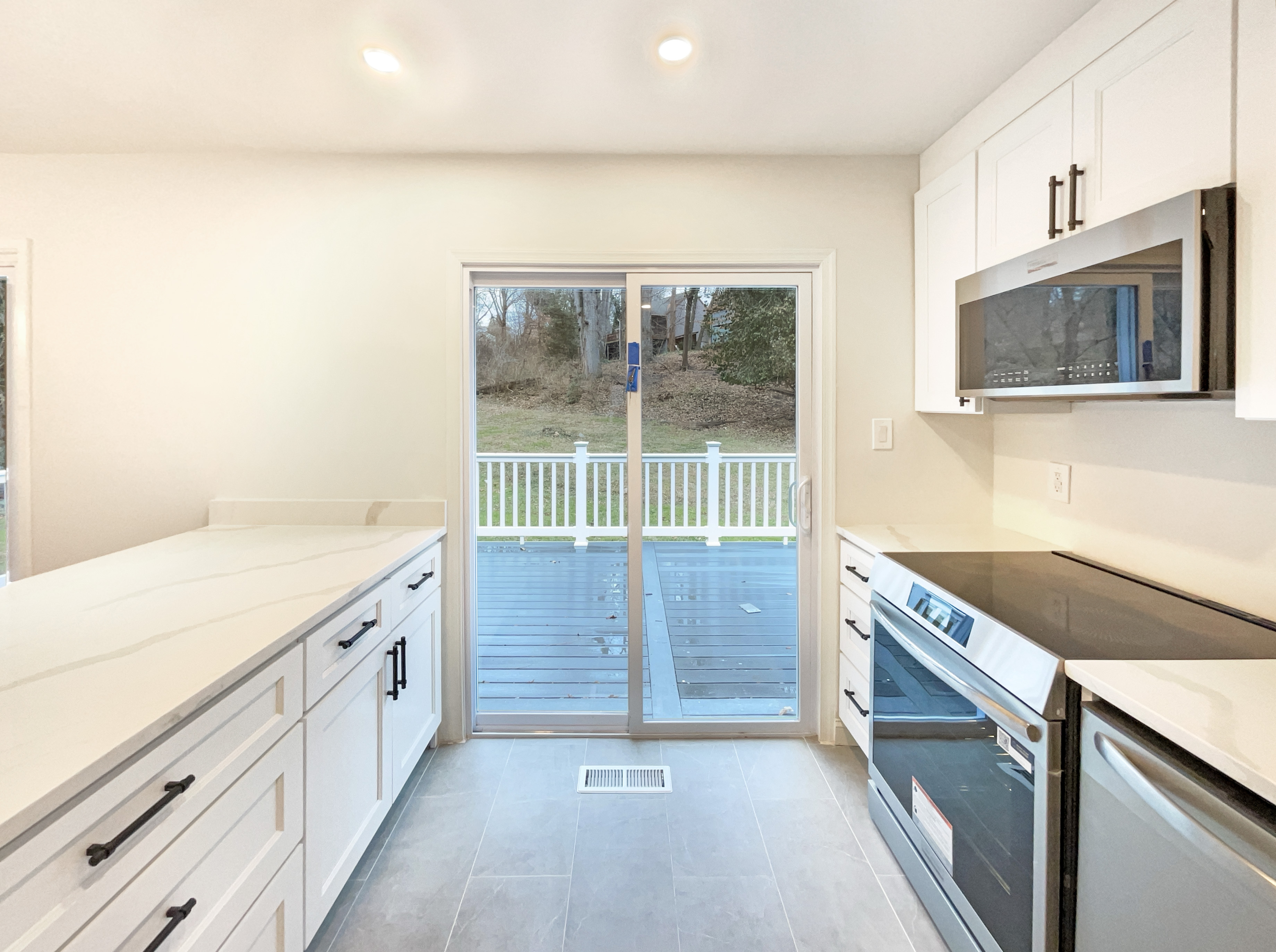 Photo 8 of 23 of 10103 Meredith Ave, Silver Spring, MD