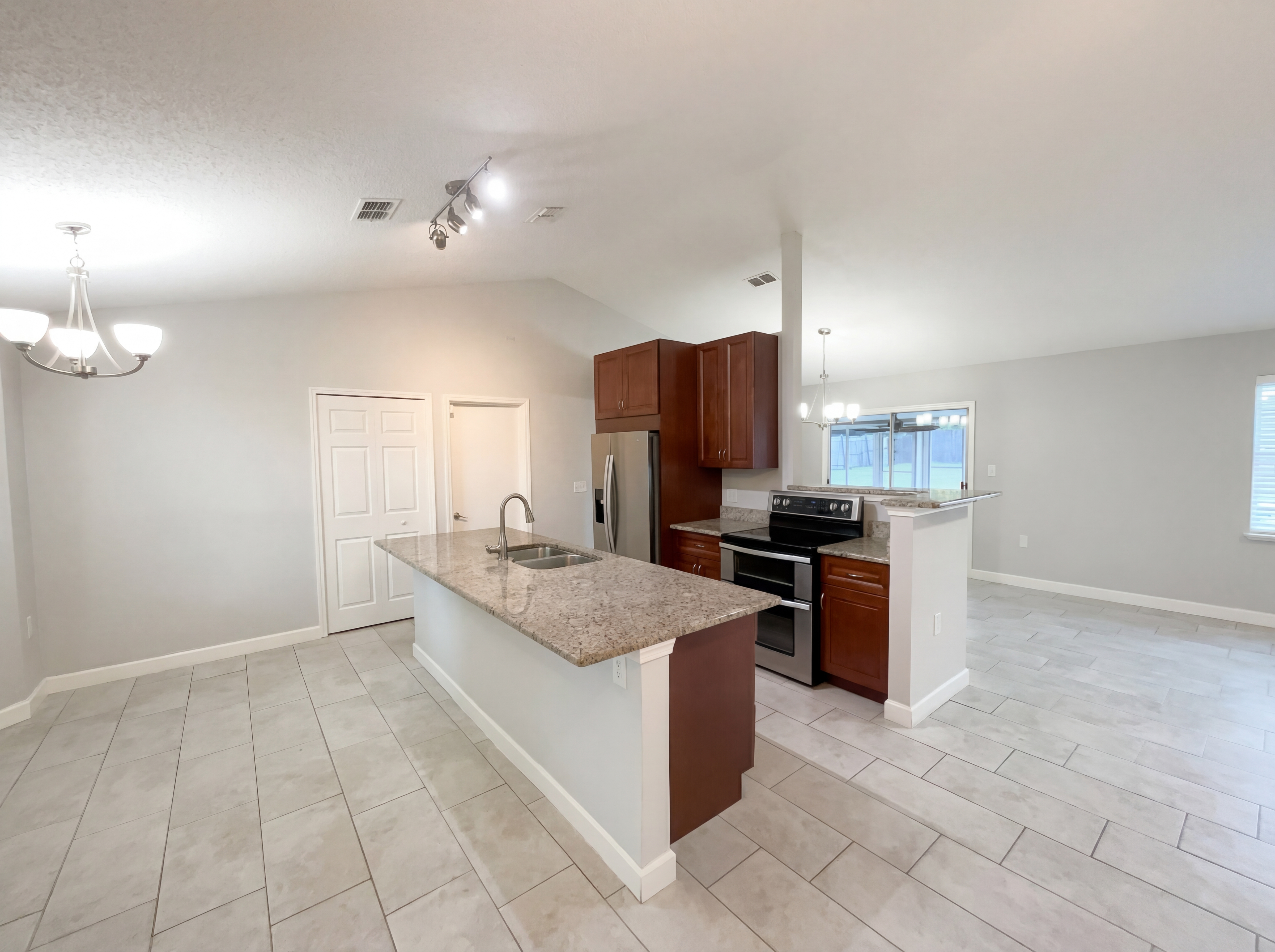 Photo 20 of 31 of 6712 Lumberjack Ln, Ocoee, FL