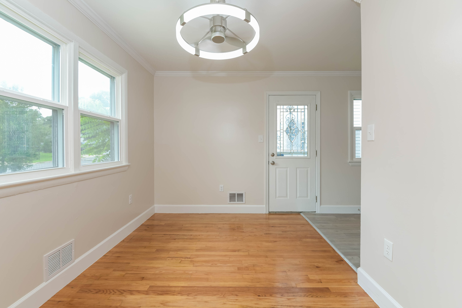 Photo 7 of 22 of 4810 Lexington Ave, Beltsville, MD