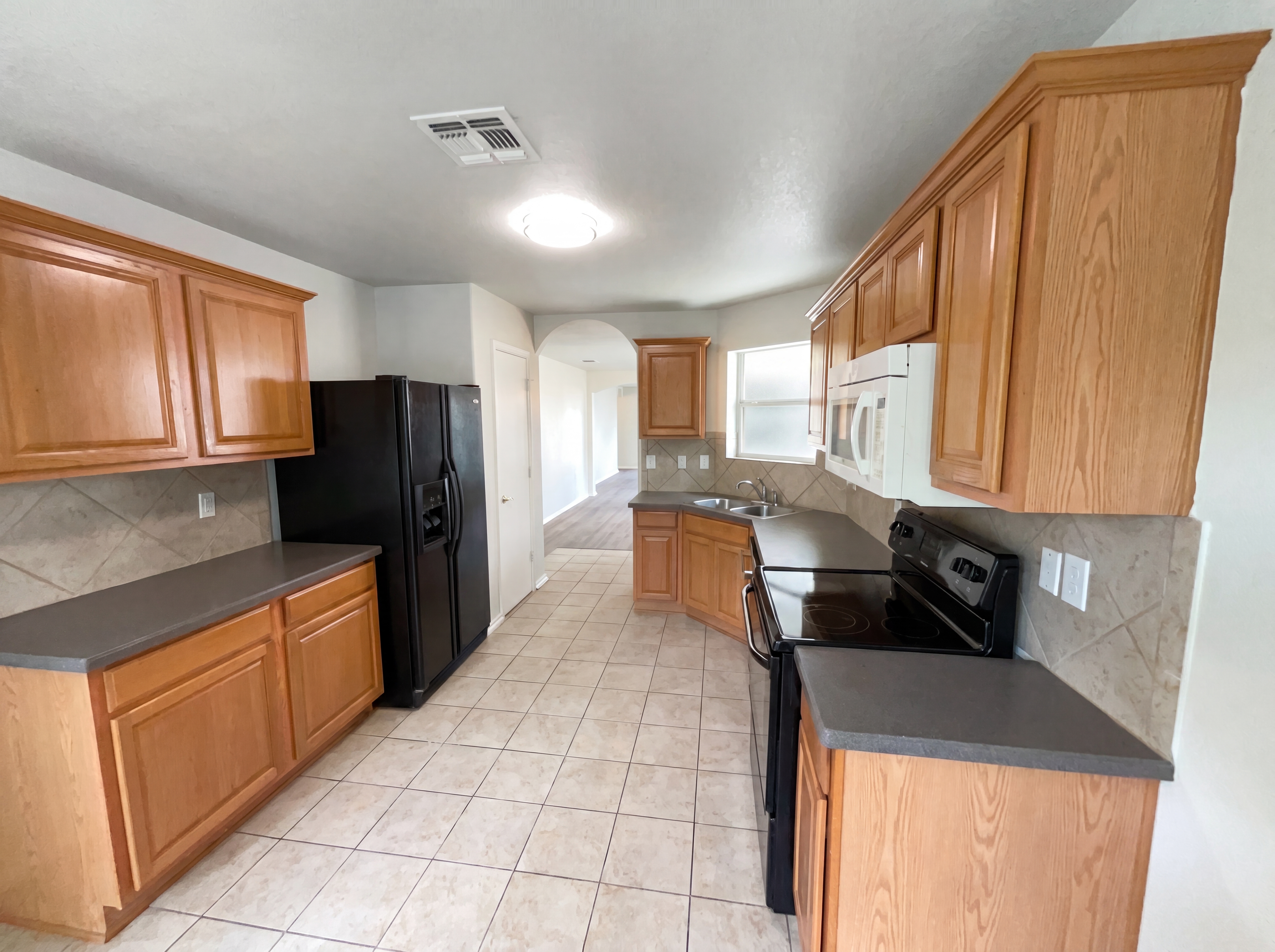 Photo 2 of 20 of 8906 Mission Brook, San Antonio, TX