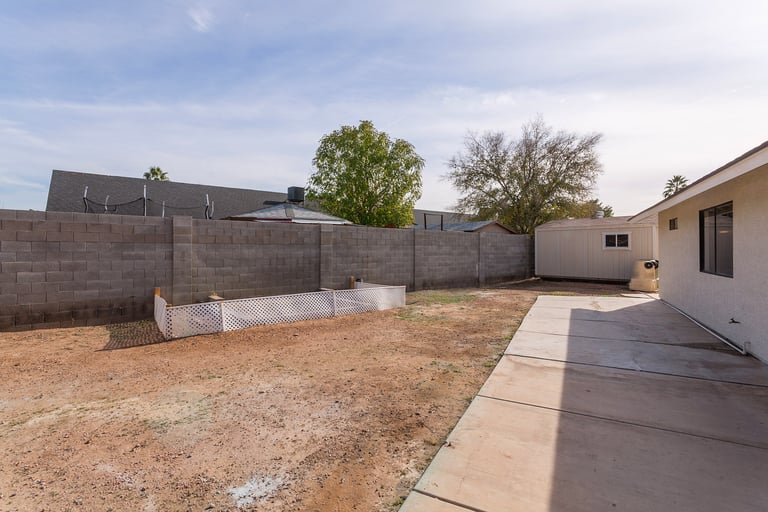 Photo 21 of 21 - 5225 N 73rd Ln, Glendale, AZ 85303