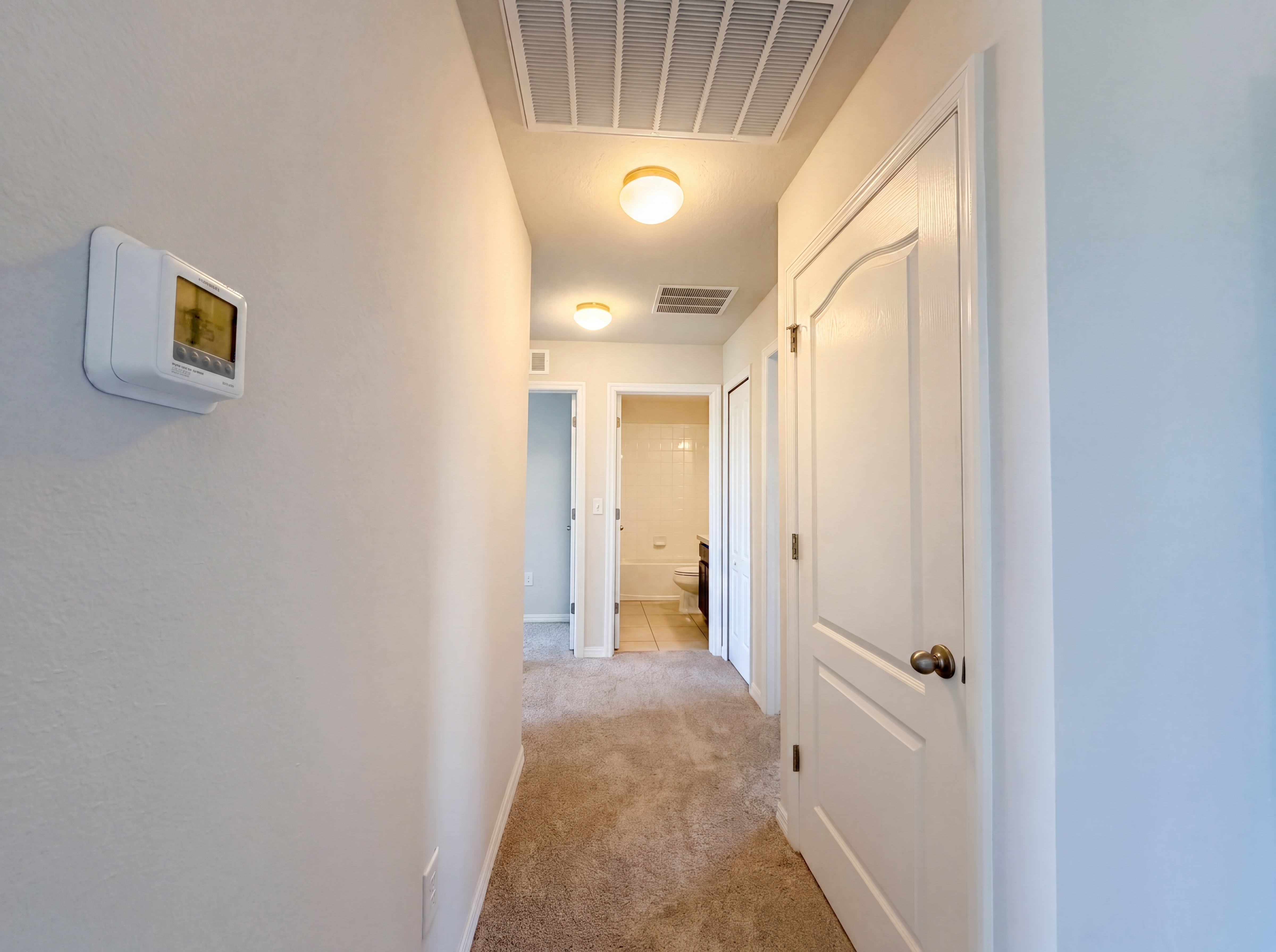 Photo 13 of 32 of 14405 Scottburgh Glen Dr, Wimauma, FL
