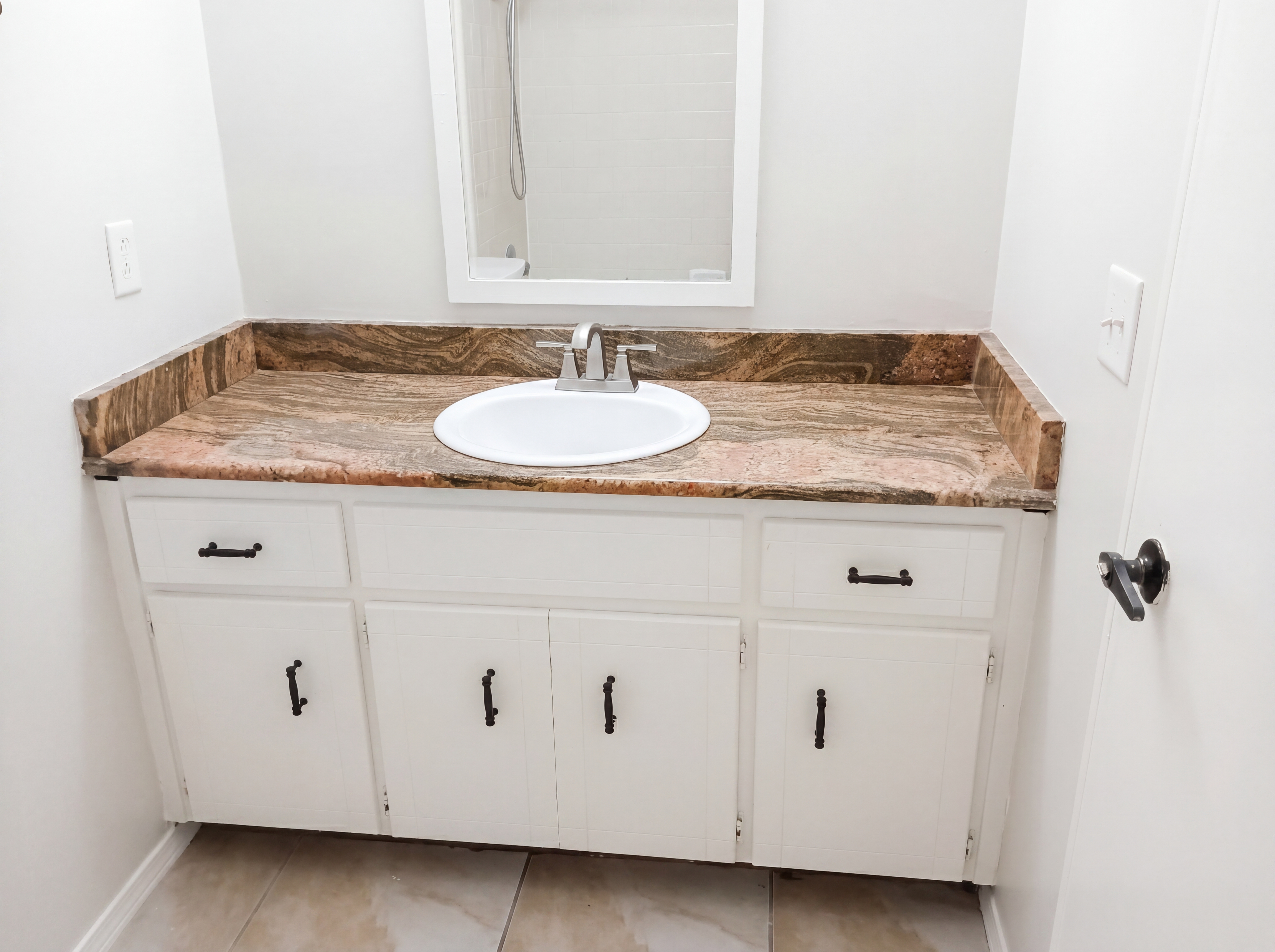 Photo 6 of 22 of 7746 Grundy St, Pensacola, FL