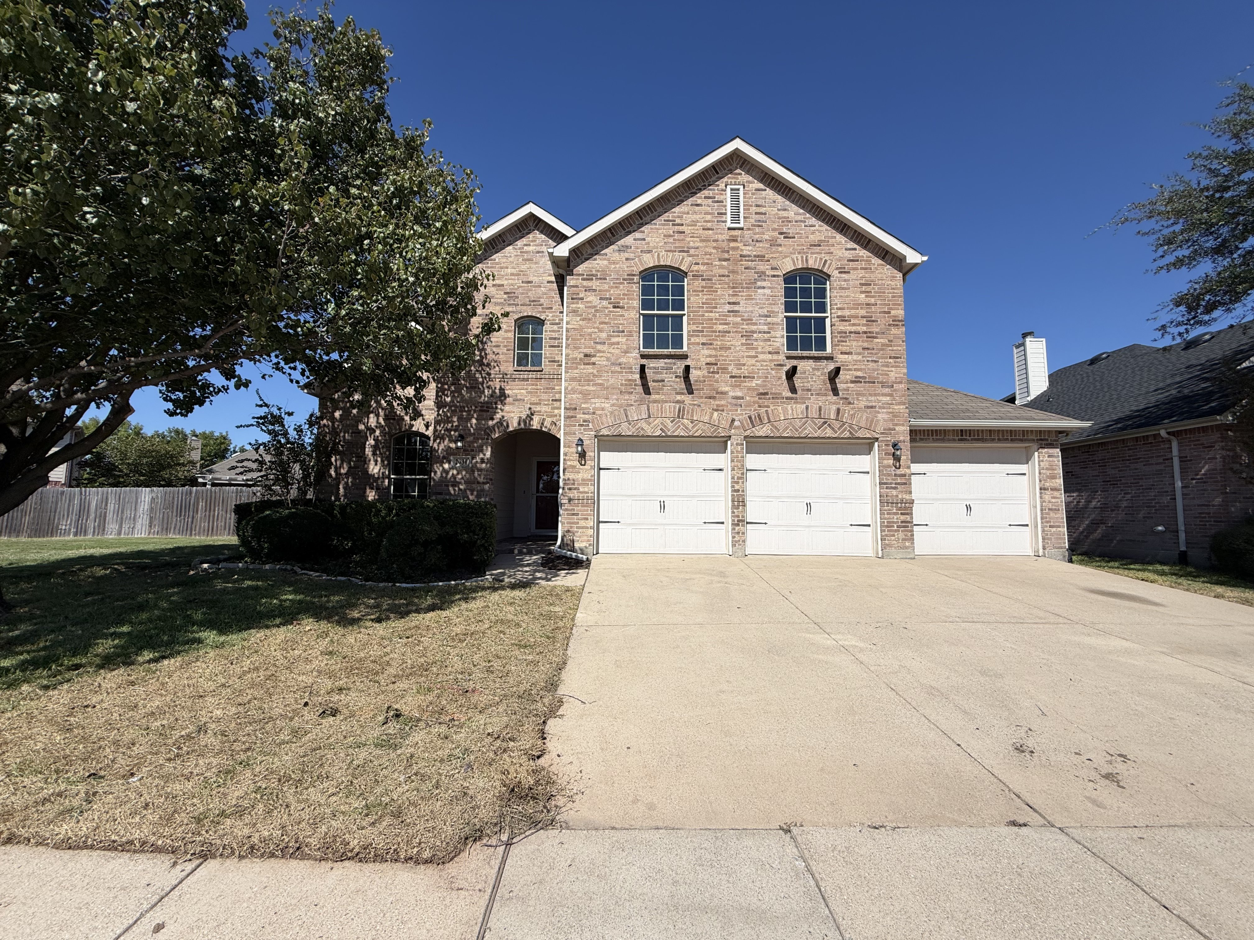 Photo 27 of 32 of 2030 Uvalde Dr, Forney, TX
