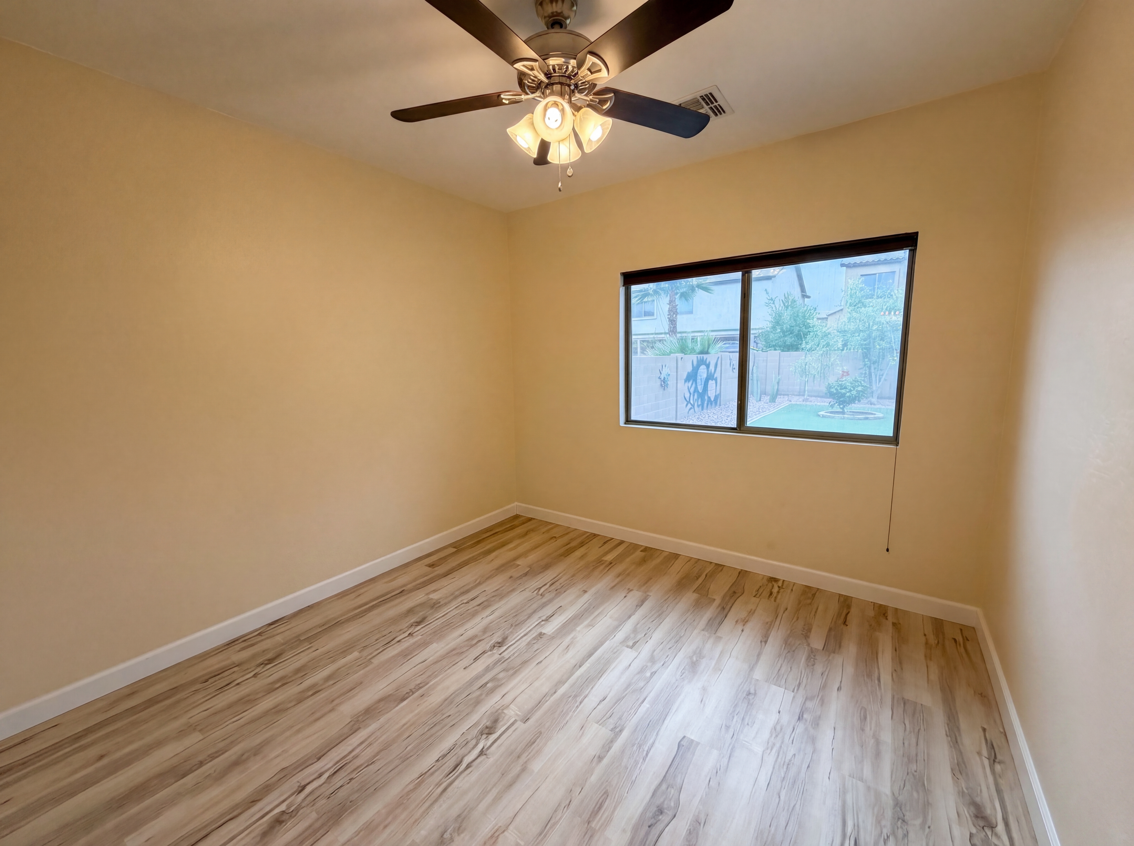 Photo 13 of 35 of 6620 S 48th Ln, Laveen, AZ