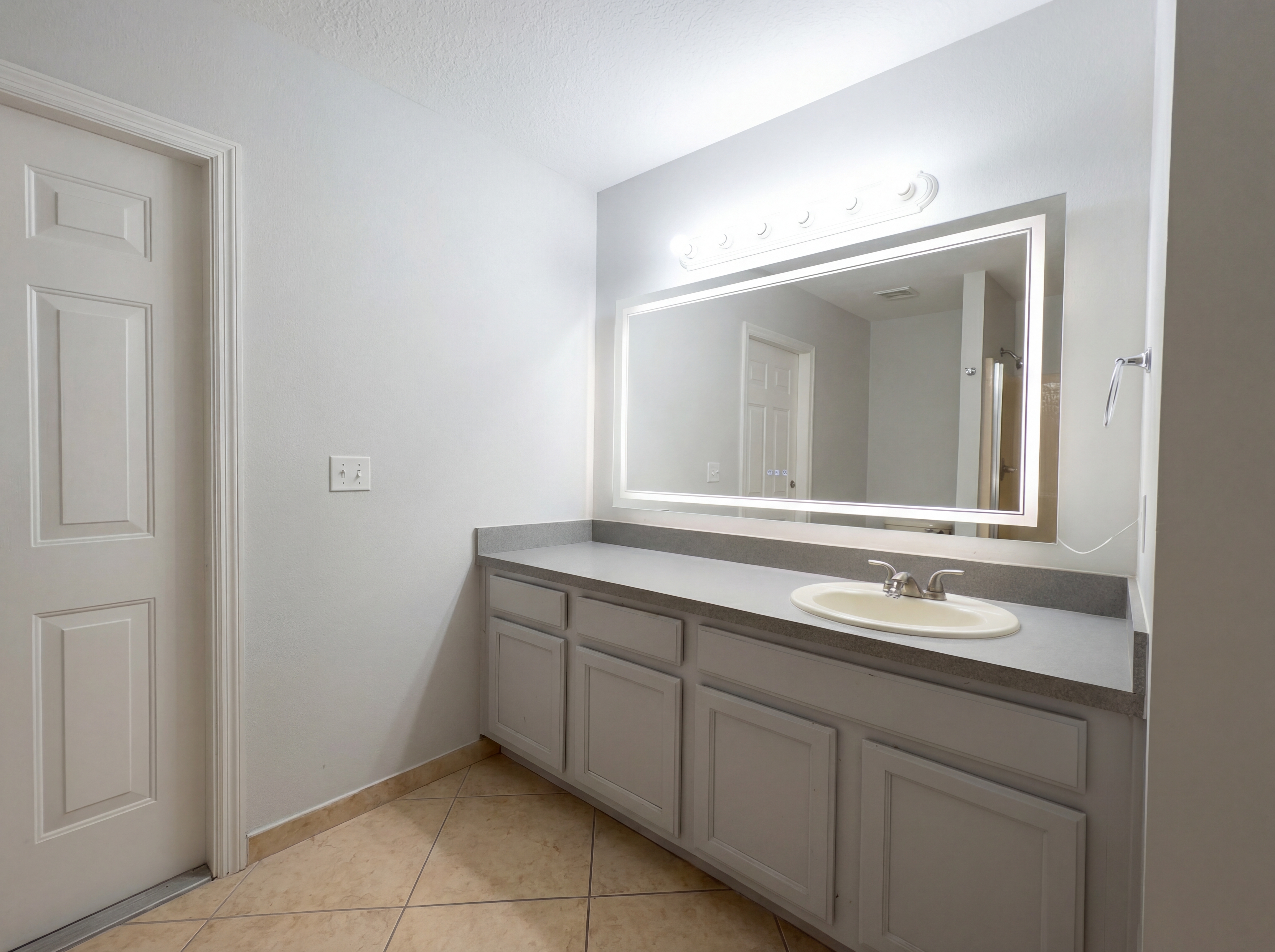 Photo 13 of 20 of 1301 Star Ct, Deltona, FL