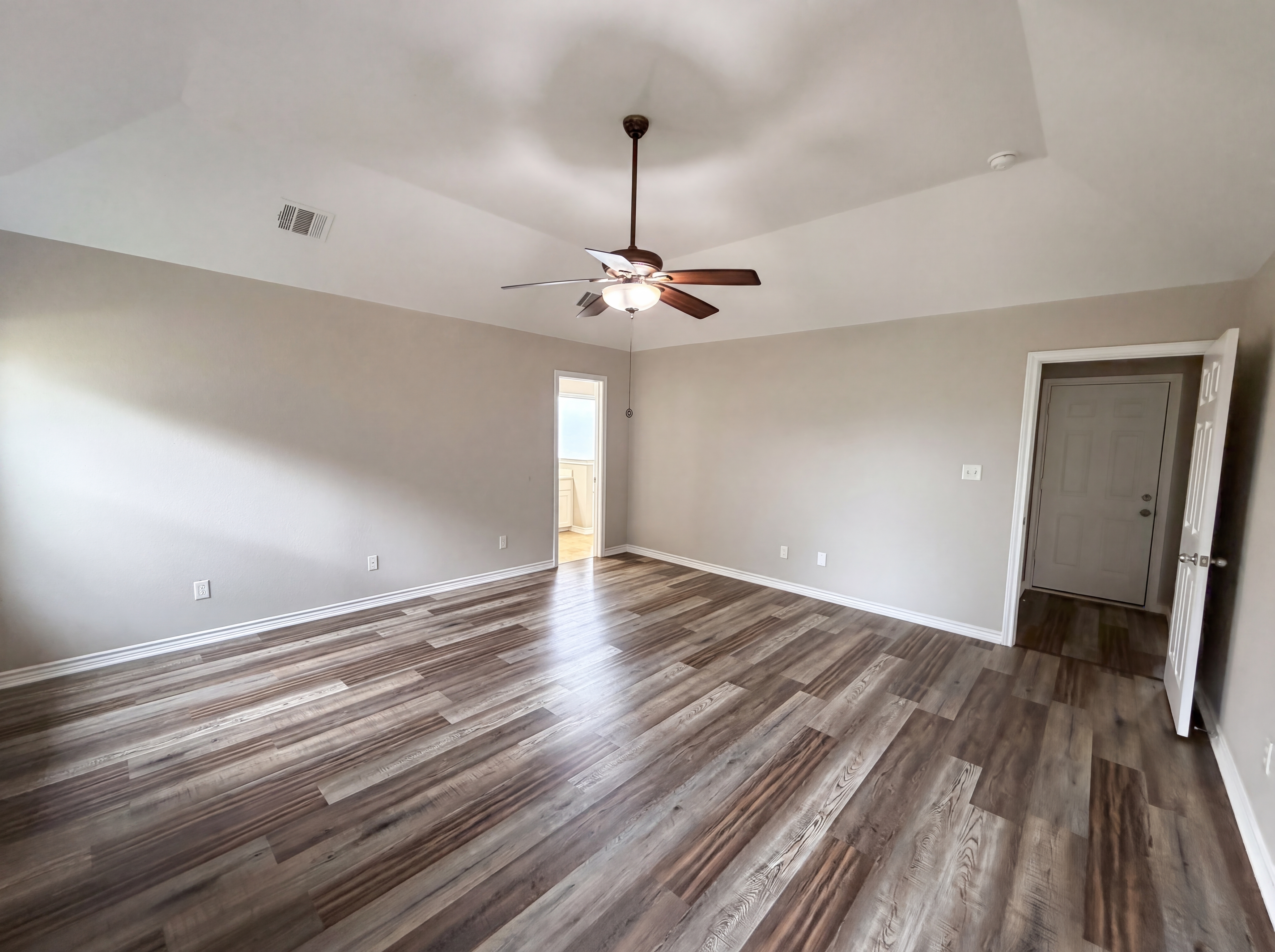 Photo 11 of 17 of 5318 County Road 2708, Caddo Mills, TX