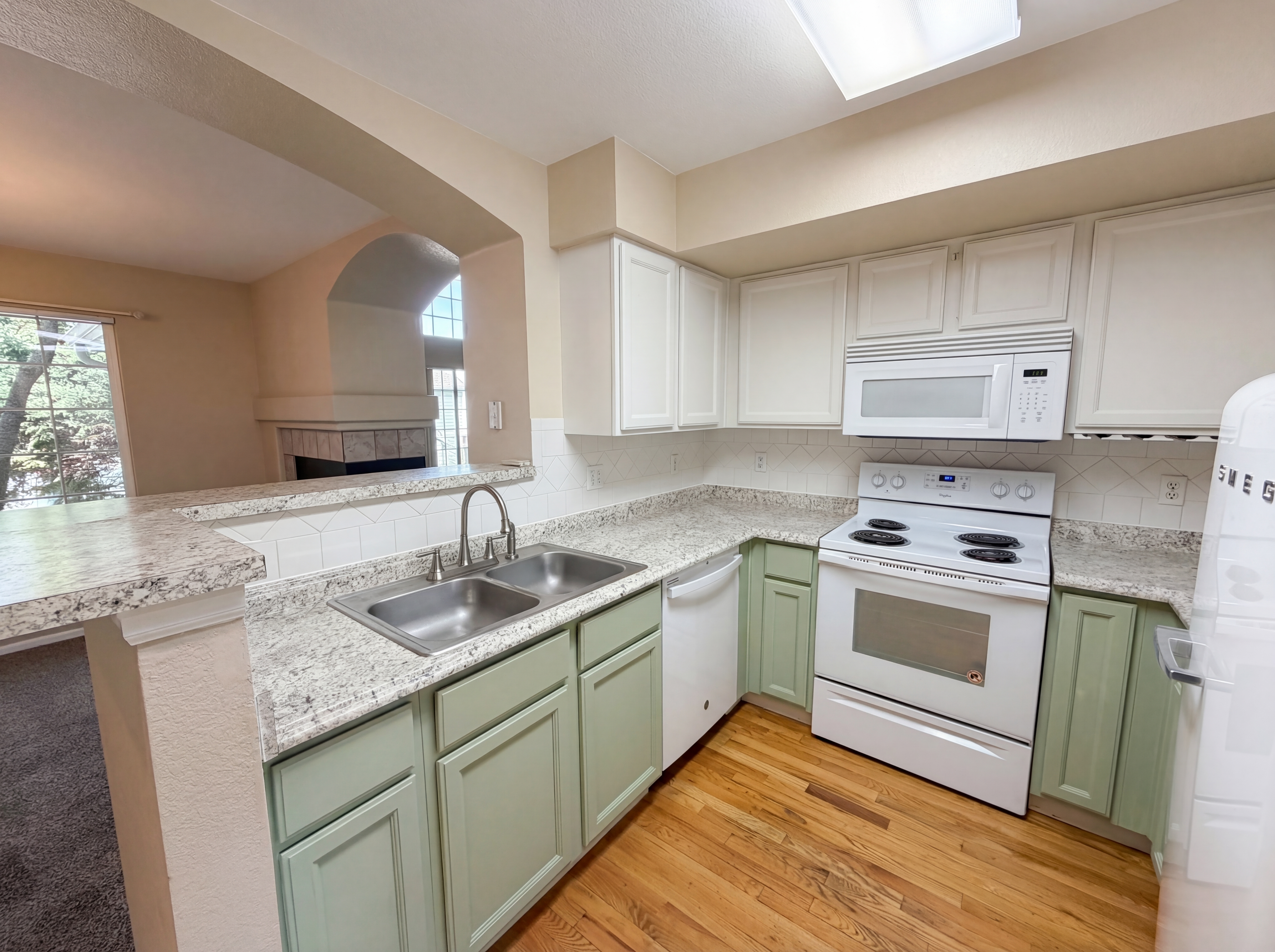 Photo 2 of 26 of 9580 Brentwood Way, Broomfield, CO