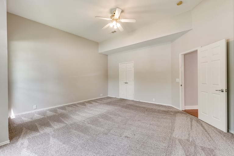 Photo 12 of 24 - 11250 Las Polamas Dr, Frisco, TX 75033