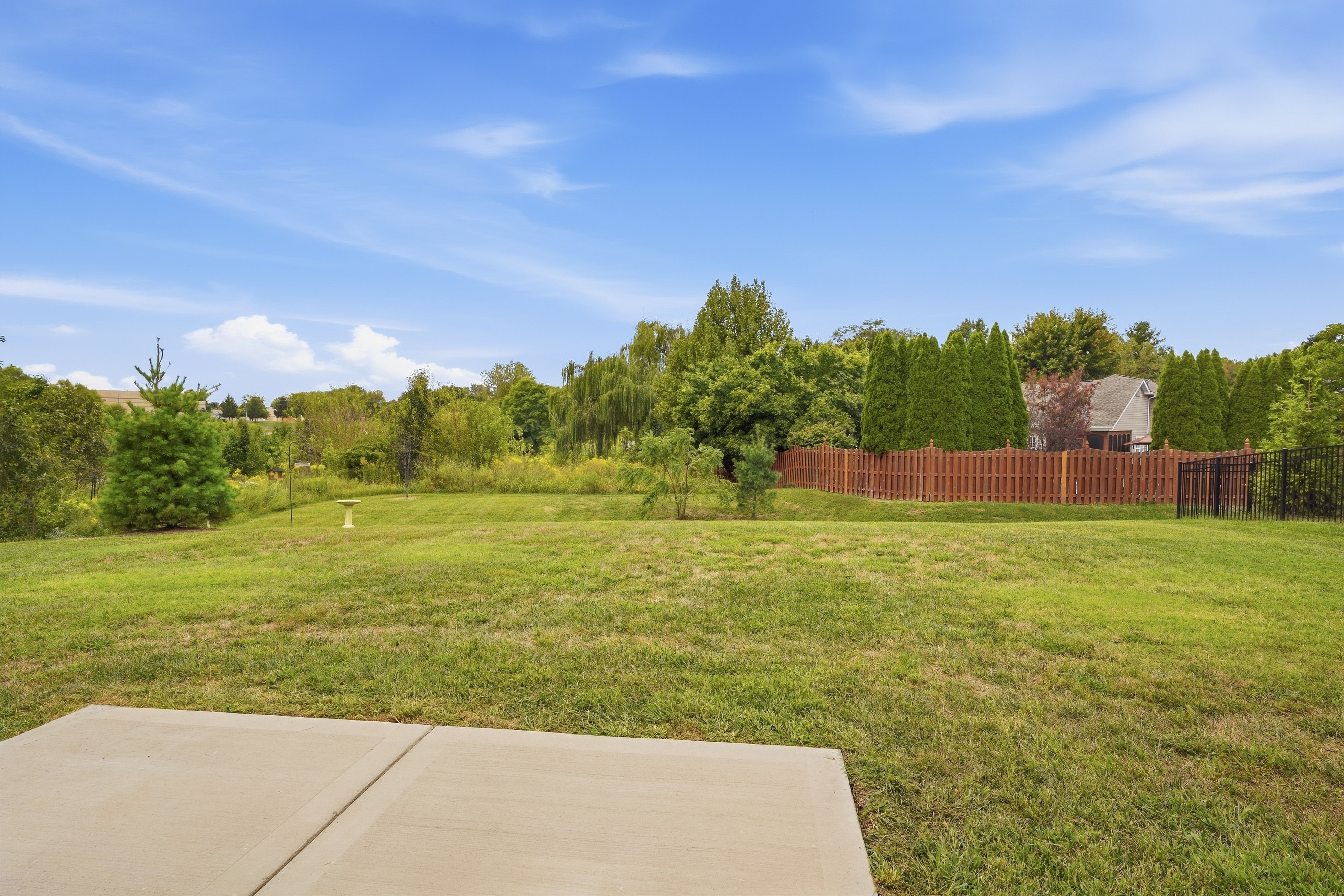 Photo 19 of 39 of 1623 Oglesby Dr, Edwardsville, IL