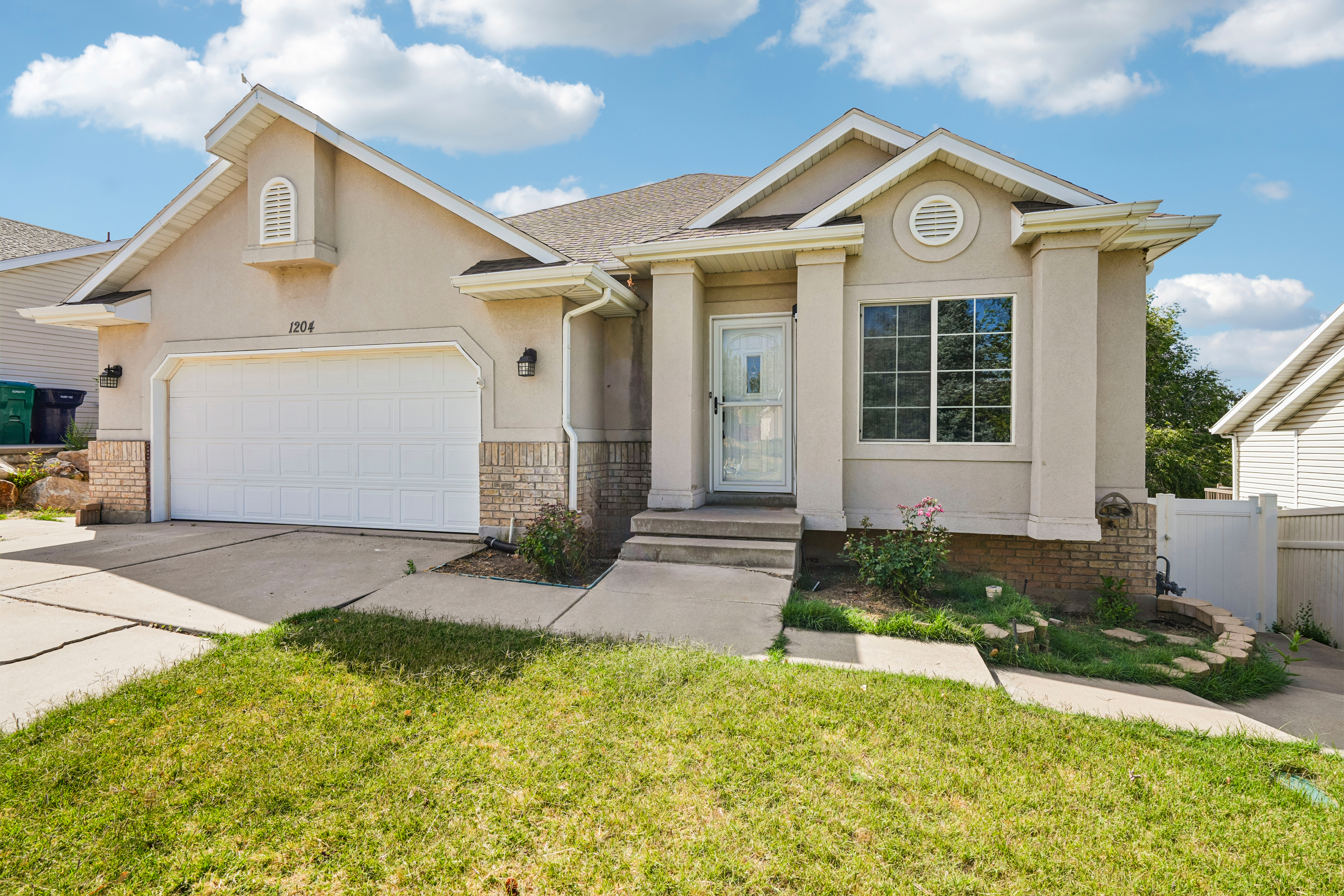 Photo 11 of 43 of 1204 E 3225 N, Layton, UT
