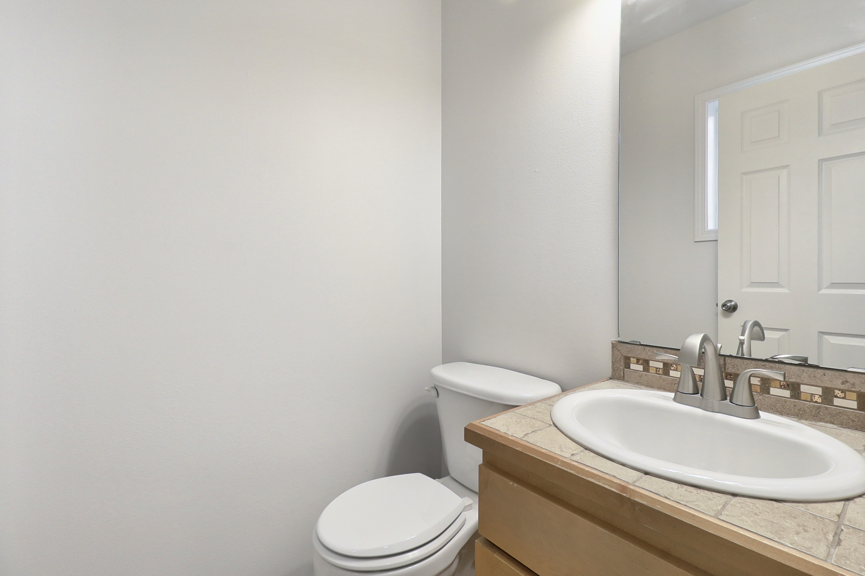 Photo 14 of 21 of 8504 Nesbit Ave N, Seattle, WA