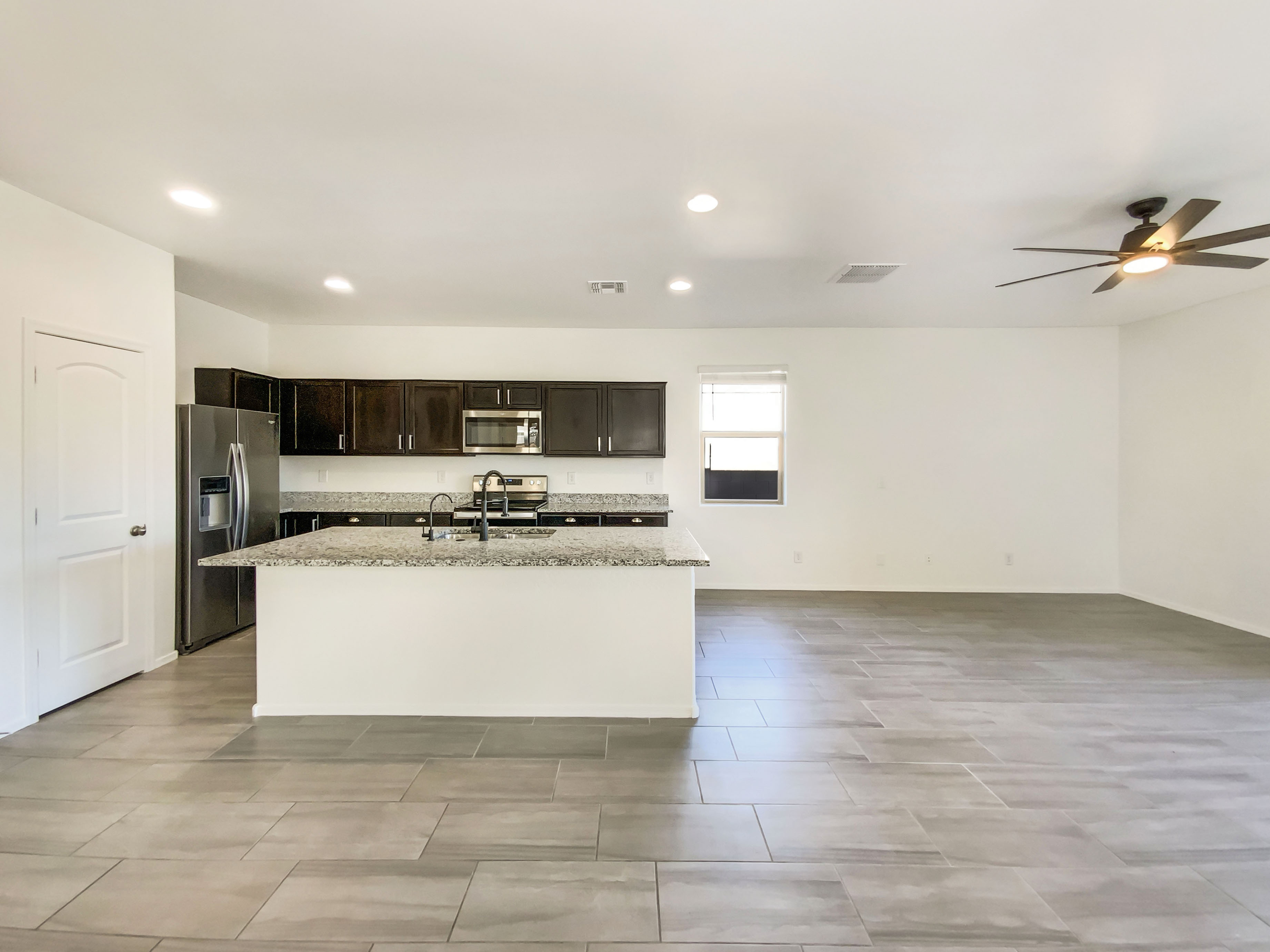 Photo 8 of 20 of 1752 N Hubbard St, Casa Grande, AZ