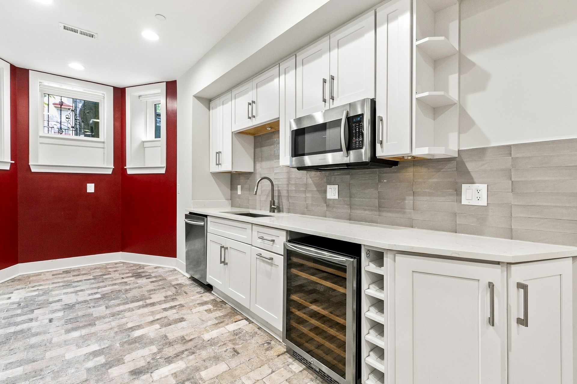 Photo 6 of 18 of 1126 5th St NW, Washington, DC