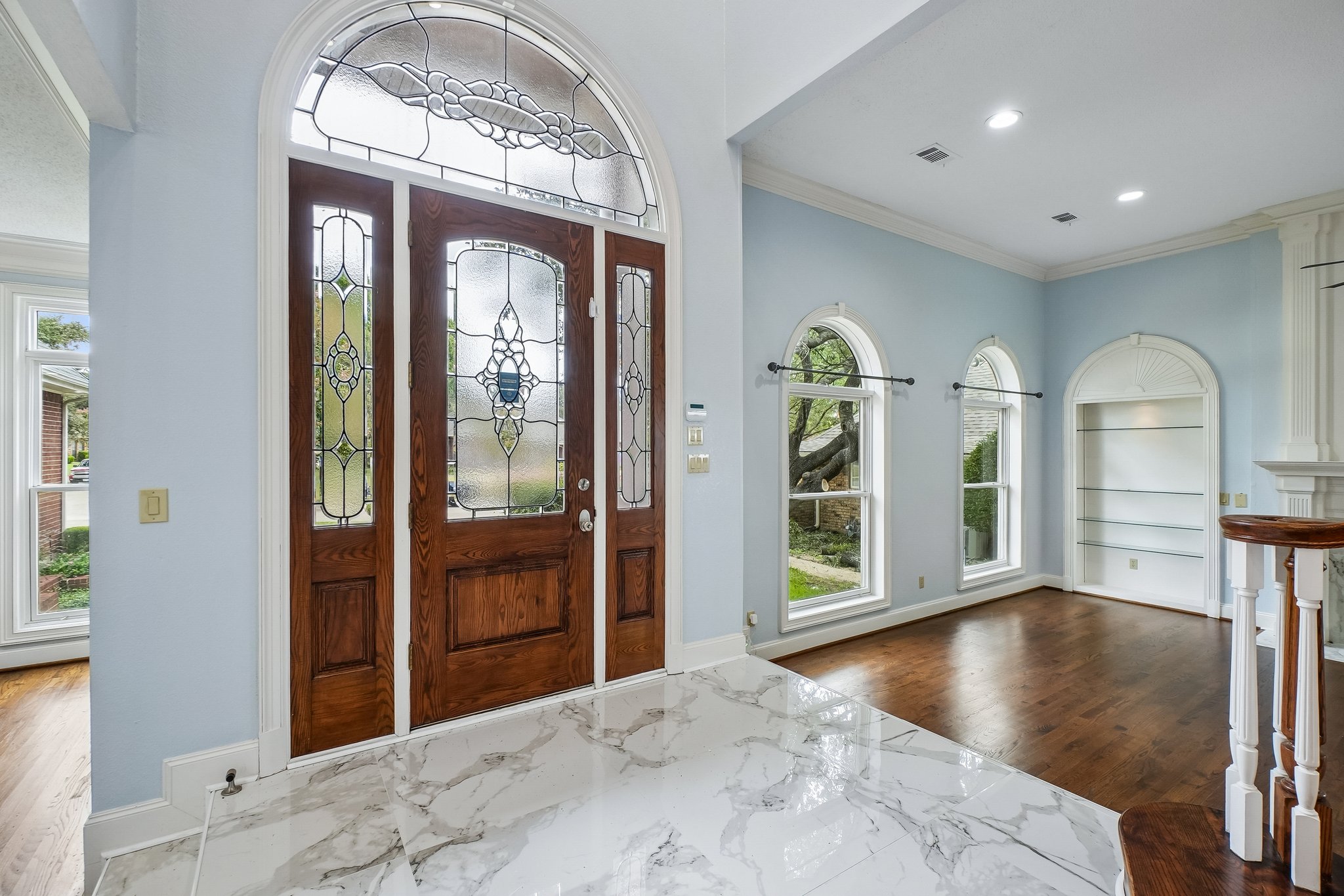 Photo 11 of 39 of 32 Victoria Dr, Rowlett, TX