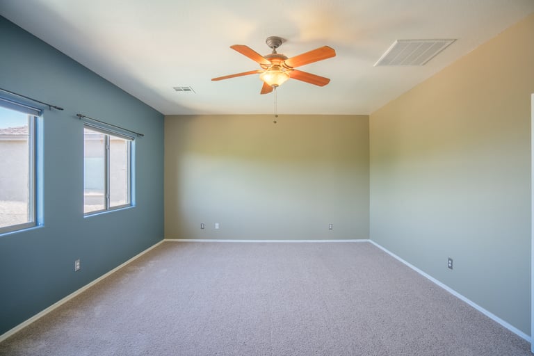Photo 9 of 32 - 15422 N 170th Ln, Surprise, AZ 85388