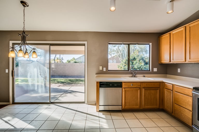 Photo 4 of 25 - 7325 E Monte Ave, Mesa, AZ 85209