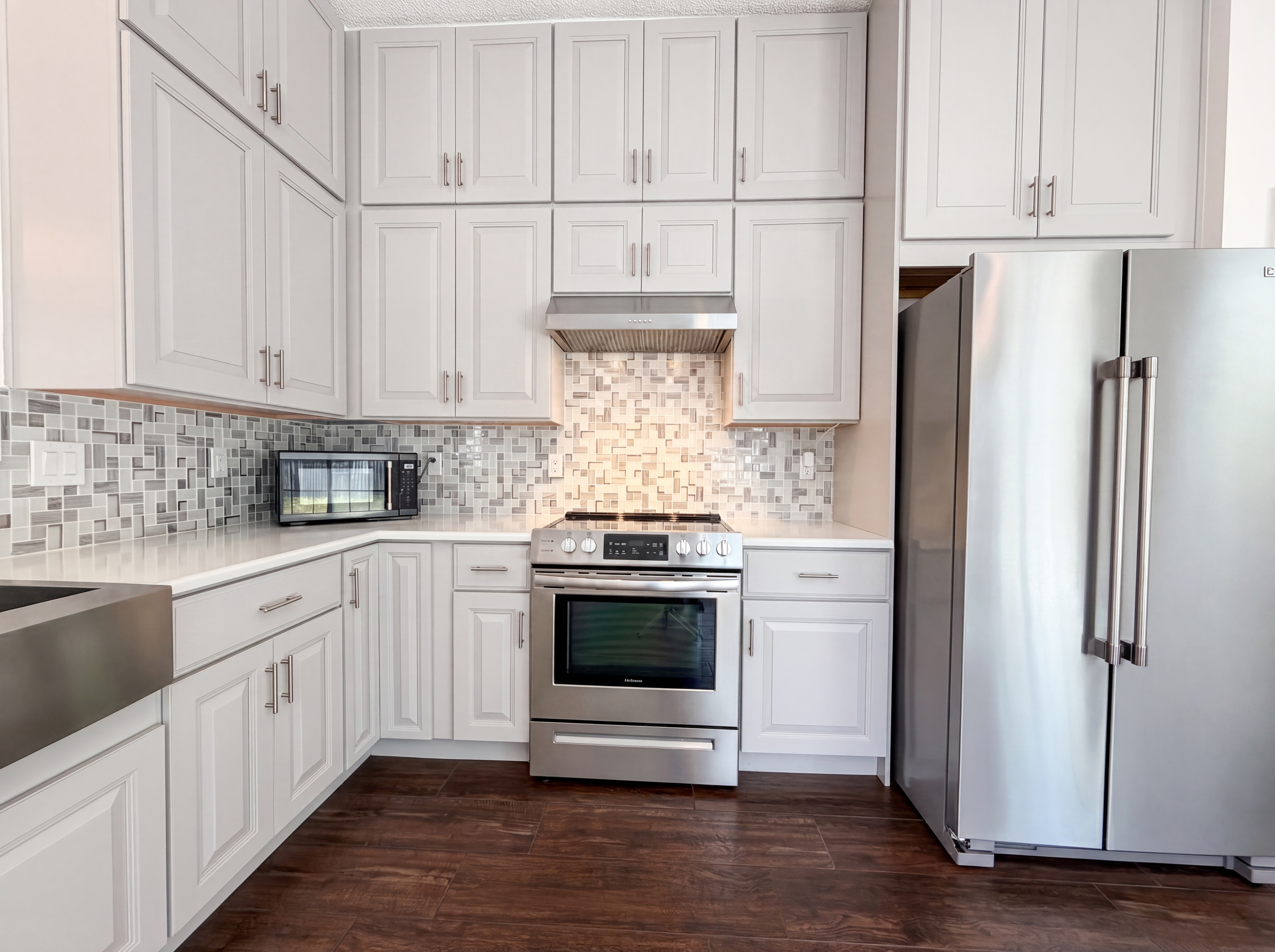 Photo 8 of 23 of 11215 Martin Lakes Dr N, Jacksonville, FL