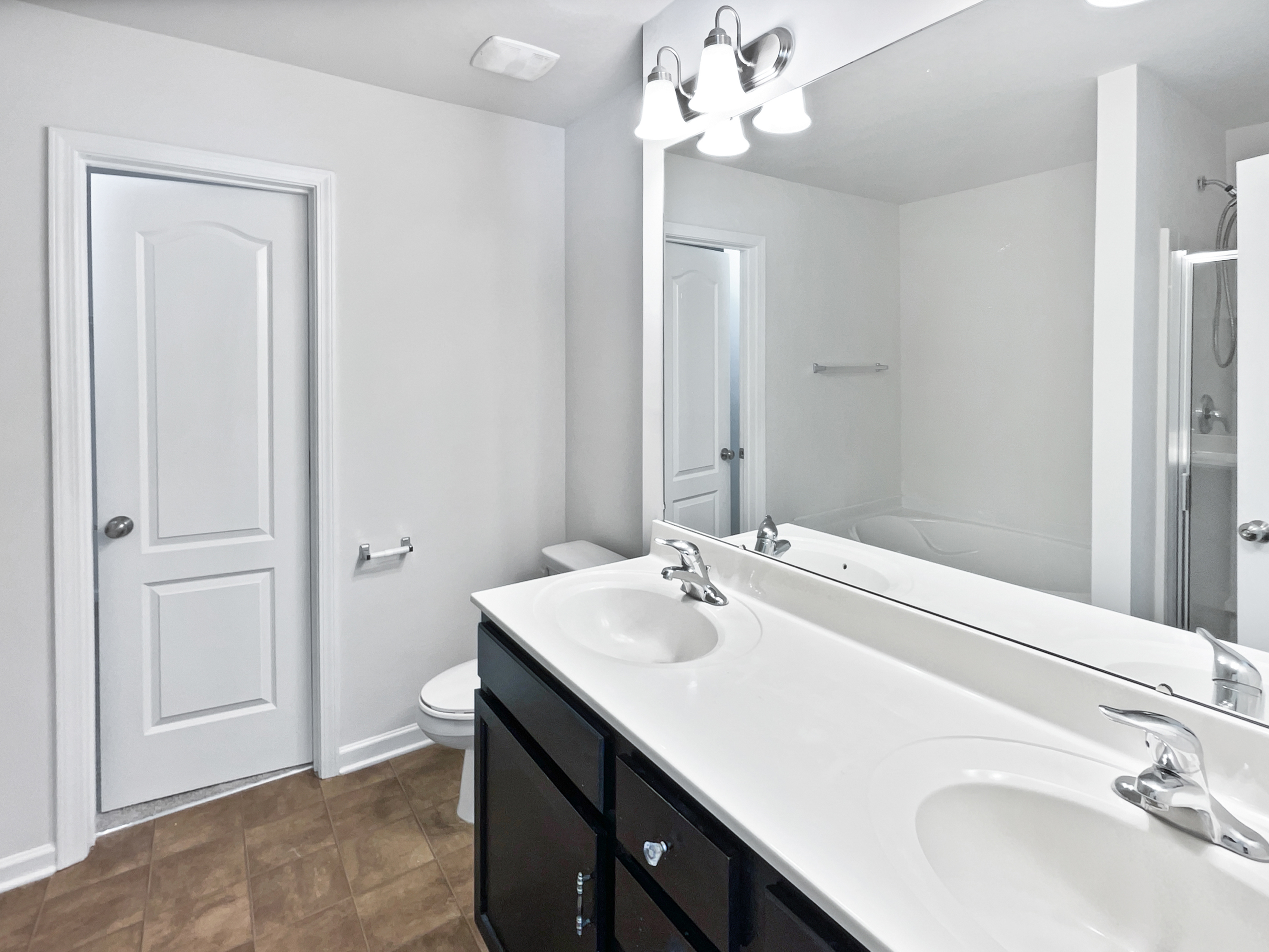 Photo 7 of 23 of 108 Greenway View Ct, Mount Holly, NC