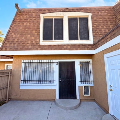 Property photo 1 of 8446 N 34th Dr