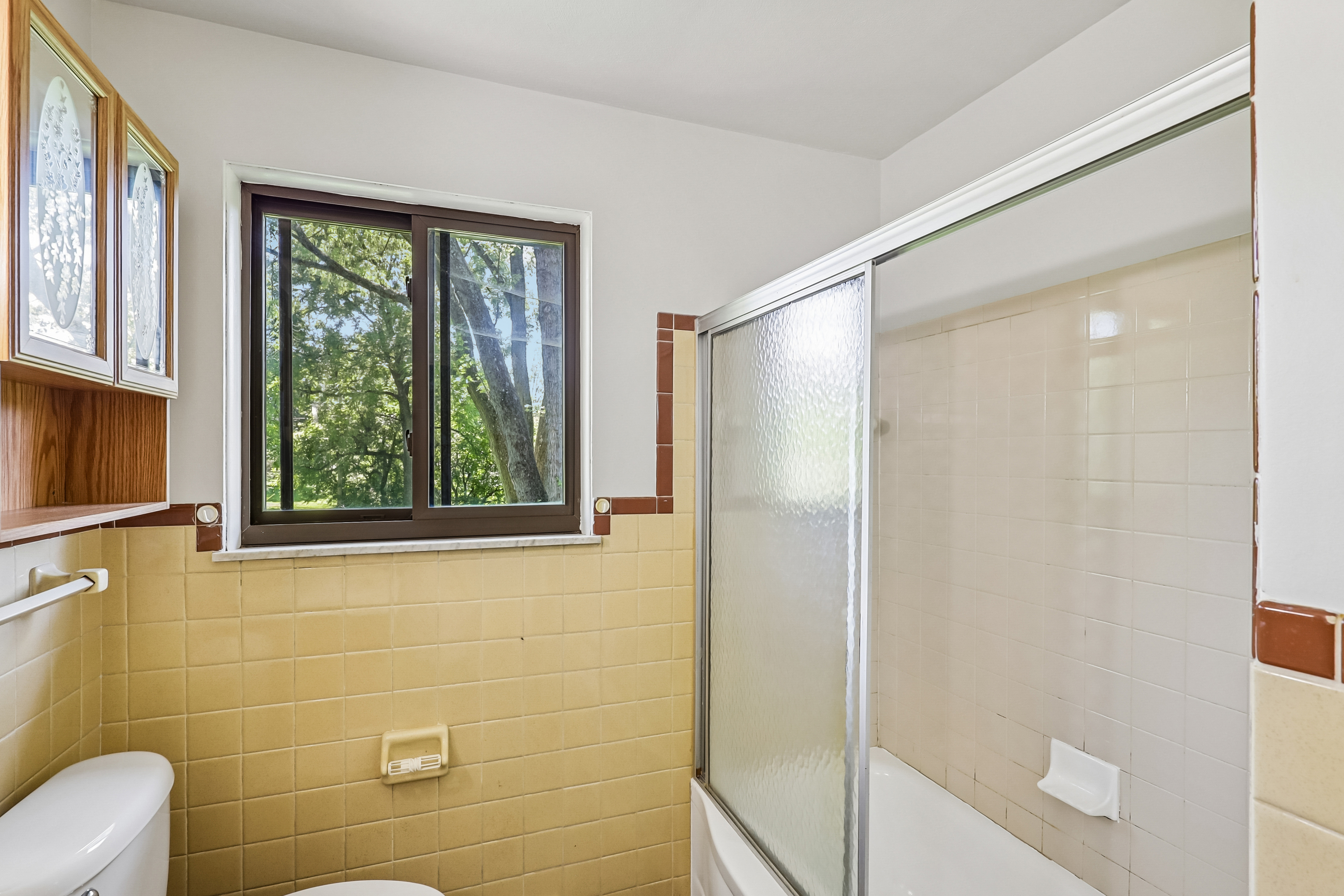 Photo 17 of 42 of 4071 Carondelet Dr, Dayton, OH