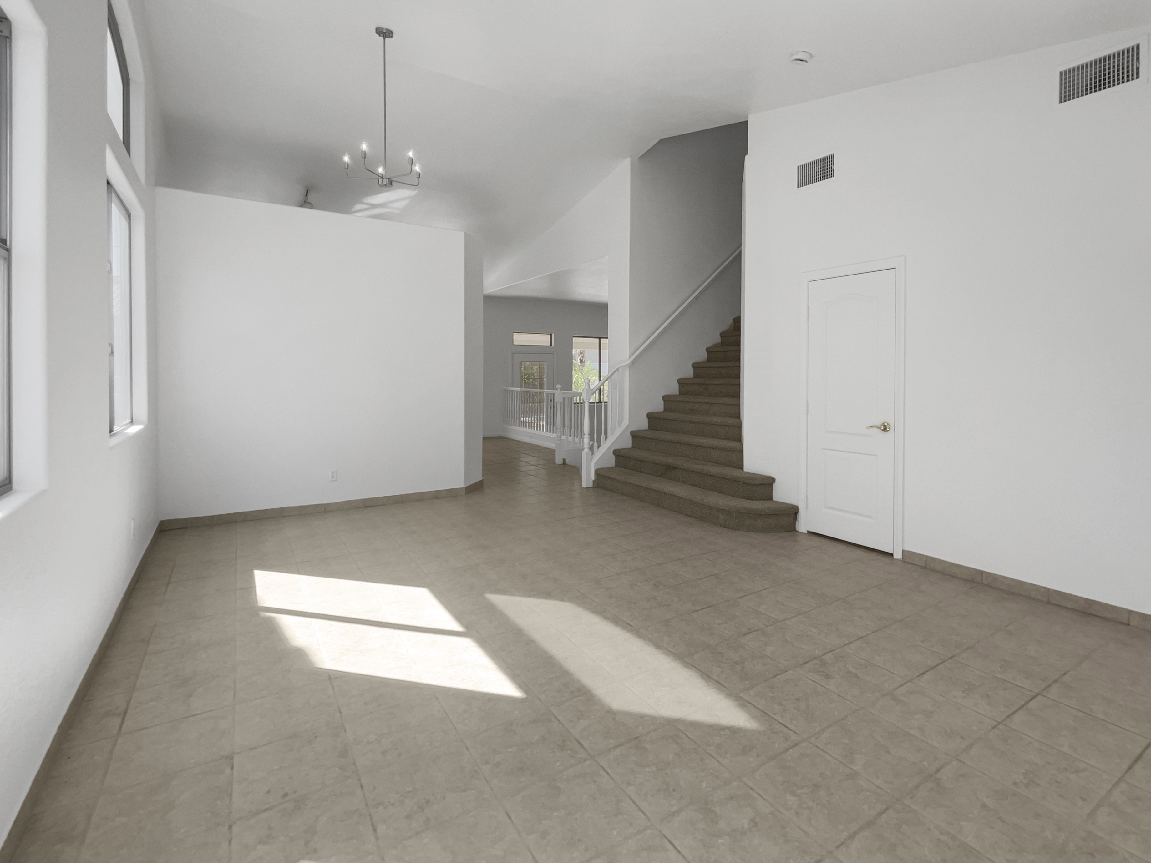 Photo 10 of 24 of 9047 Dolomite Ct, Las Vegas, NV