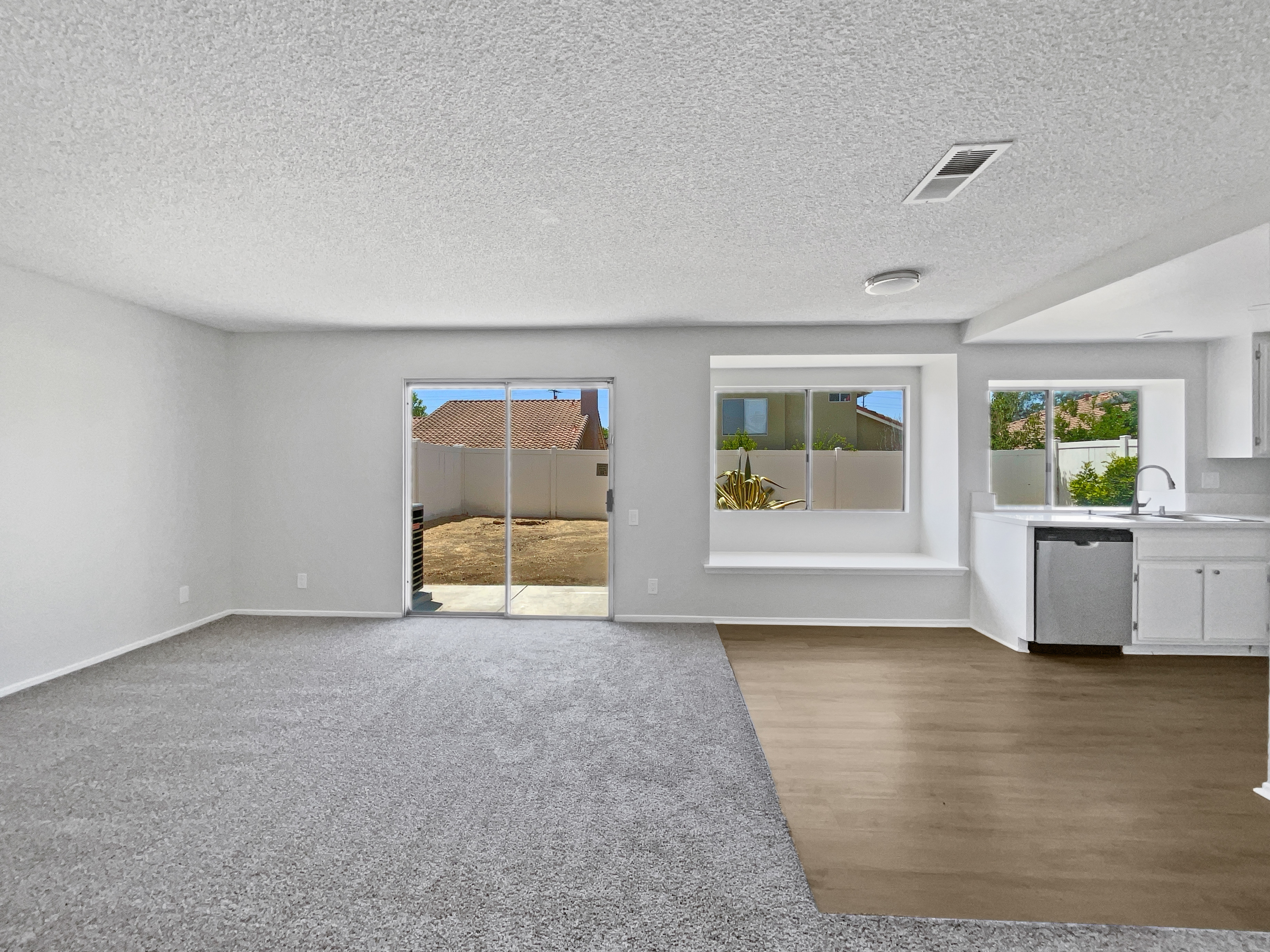 Photo 10 of 23 of 29923 Corte Cruzada, Menifee, CA