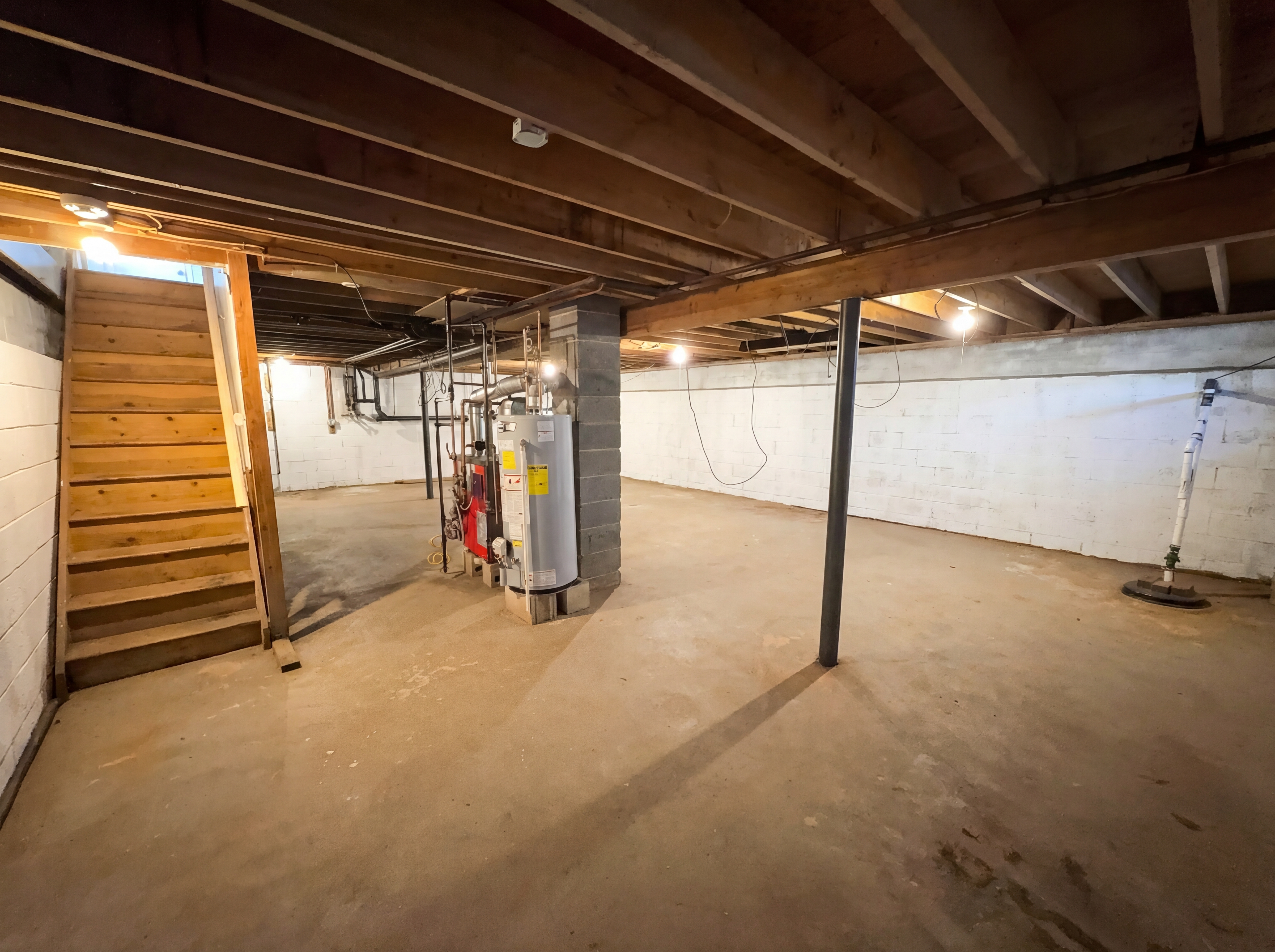 Photo 18 of 24 of 47 Brandywine Cir, Piscataway, NJ