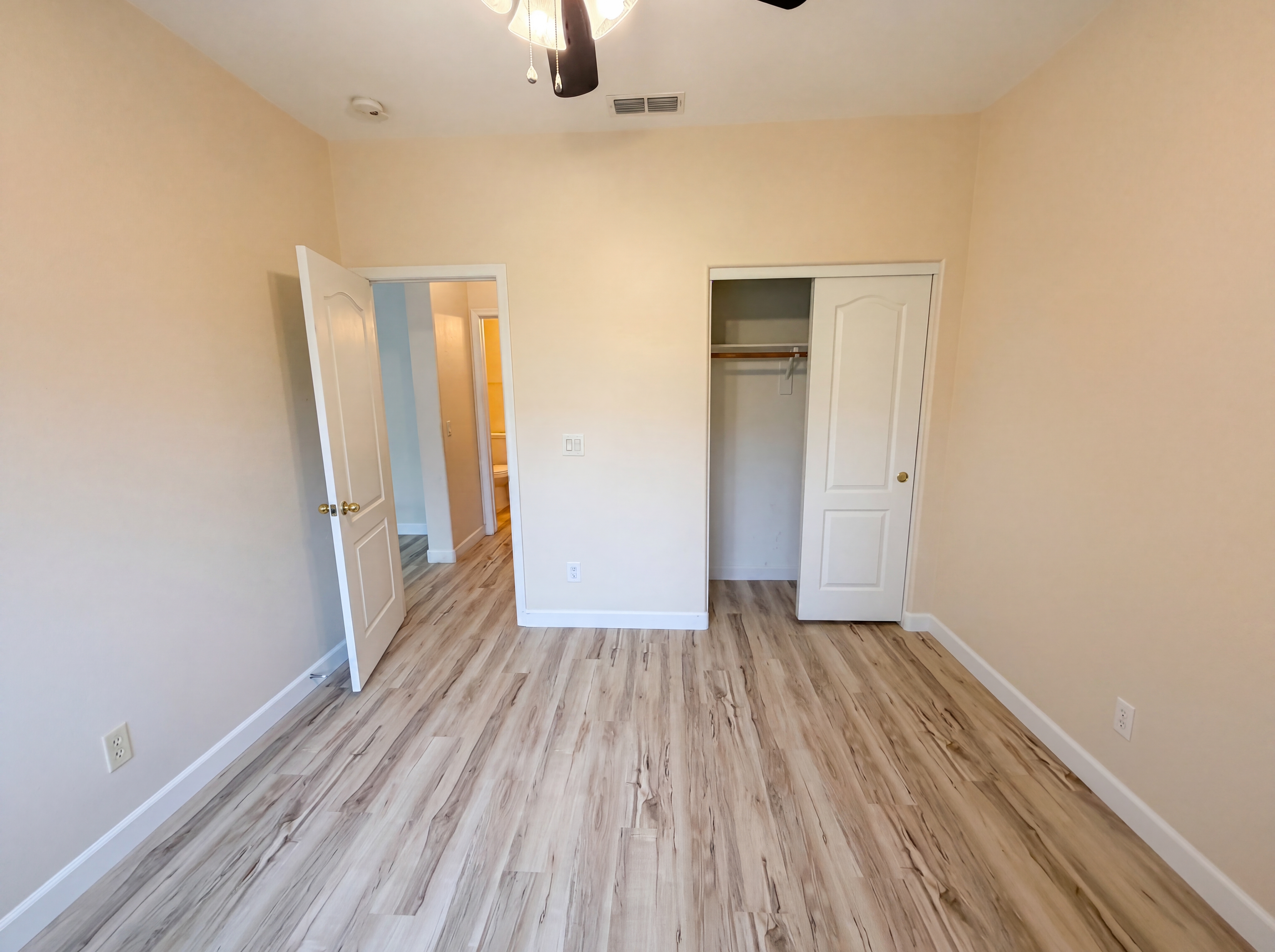 Photo 14 of 35 of 6620 S 48th Ln, Laveen, AZ