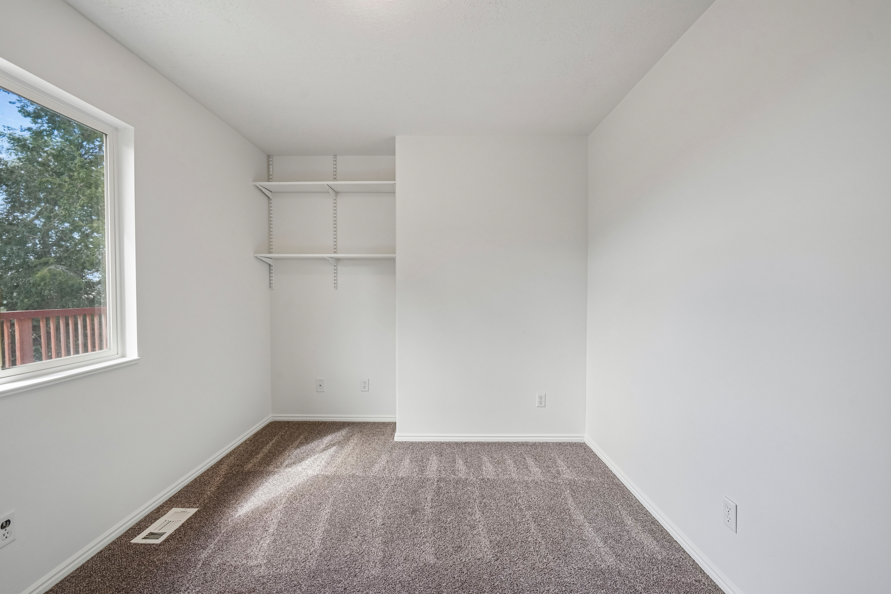 Photo 17 of 43 of 1204 E 3225 N, Layton, UT