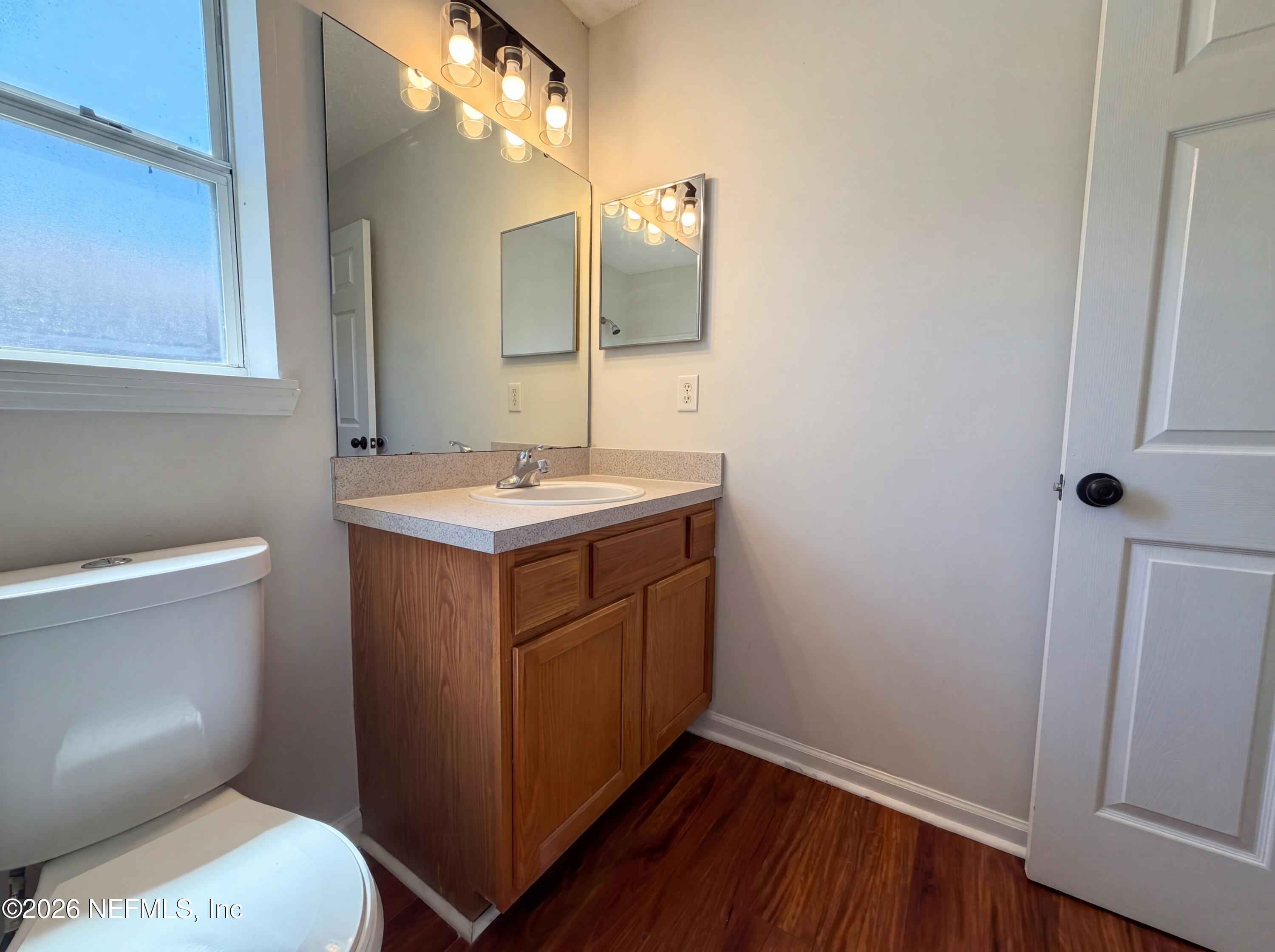 Photo 16 of 22 of 11424 Rolling River Blvd, Jacksonville, FL
