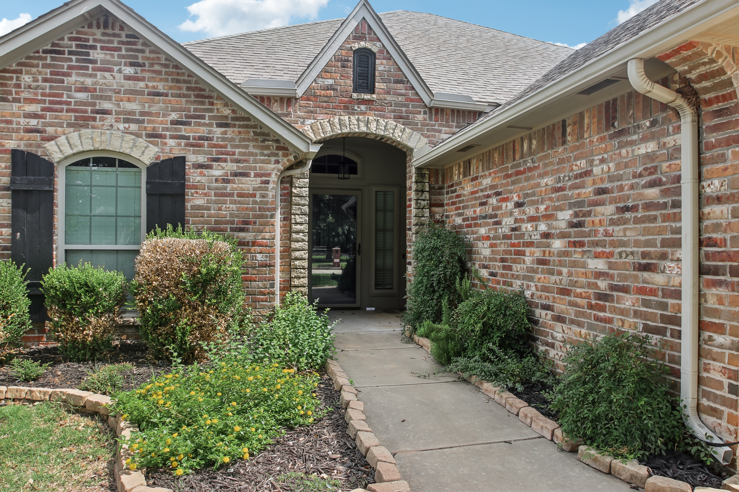 Photo 28 of 35 of 1405 Luke Ln, Norman, OK