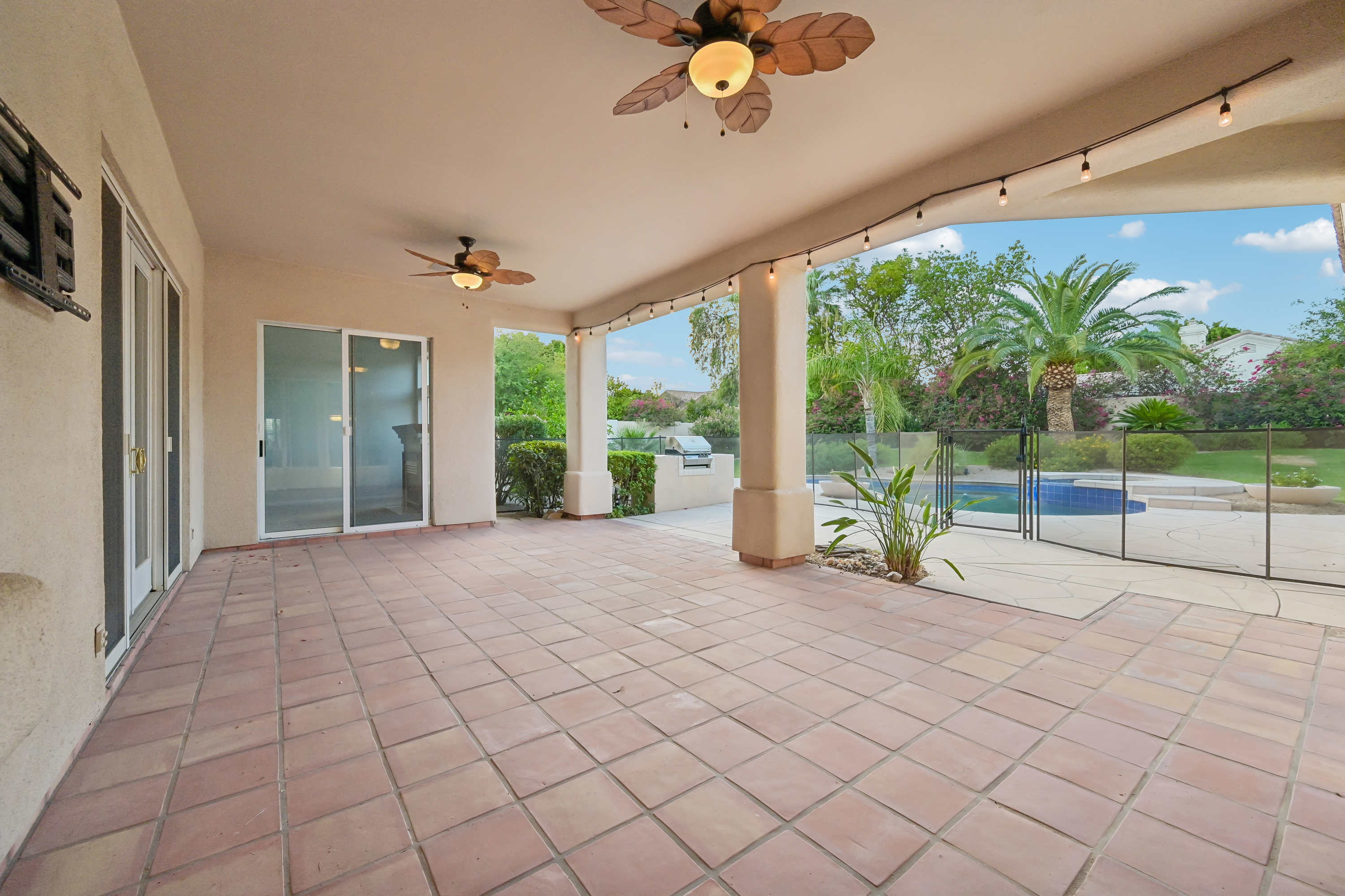 Photo 5 of 42 of 12158 E Ironwood Dr, Scottsdale, AZ