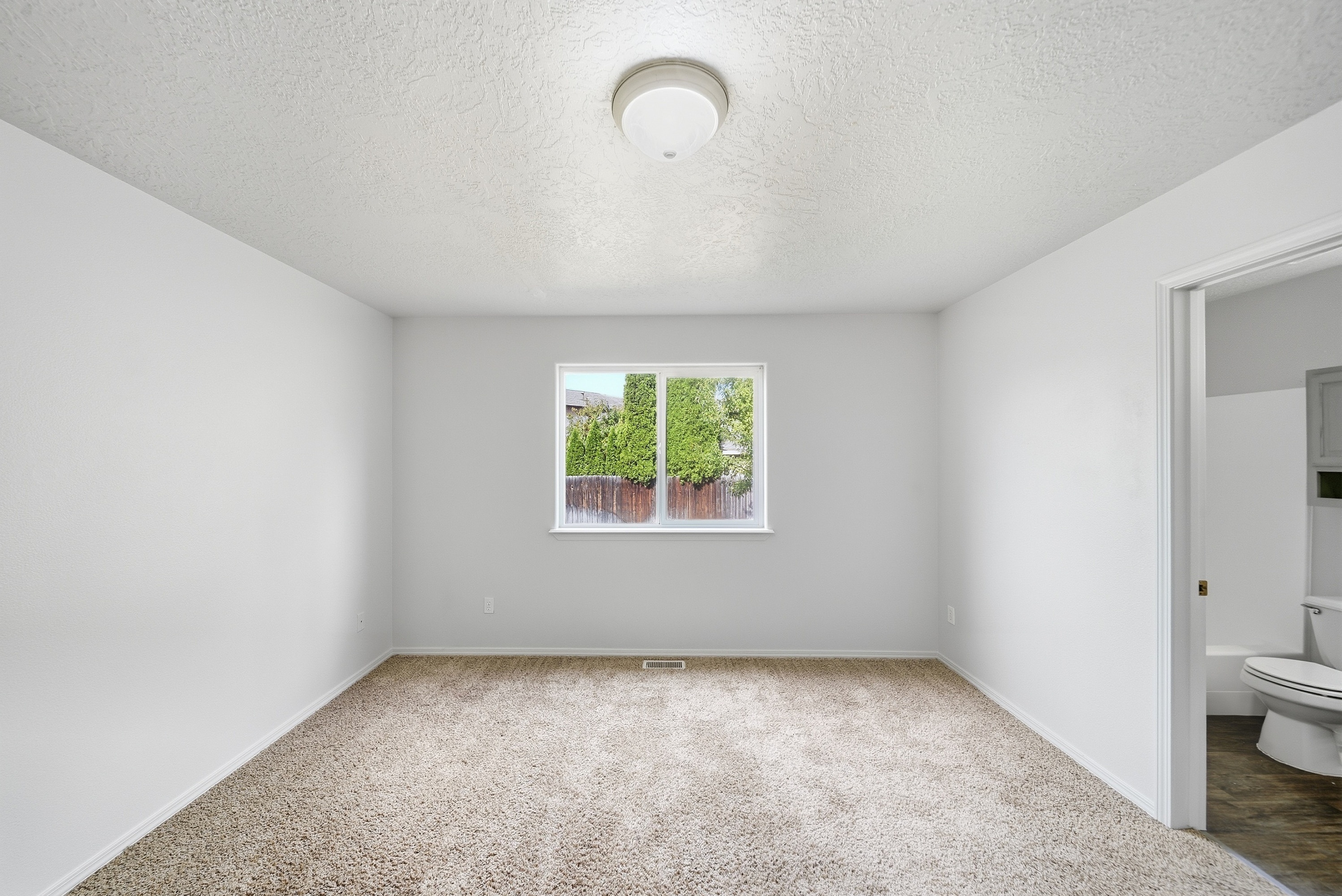 Photo 4 of 27 of 12522 W Camas Dr, Boise, ID