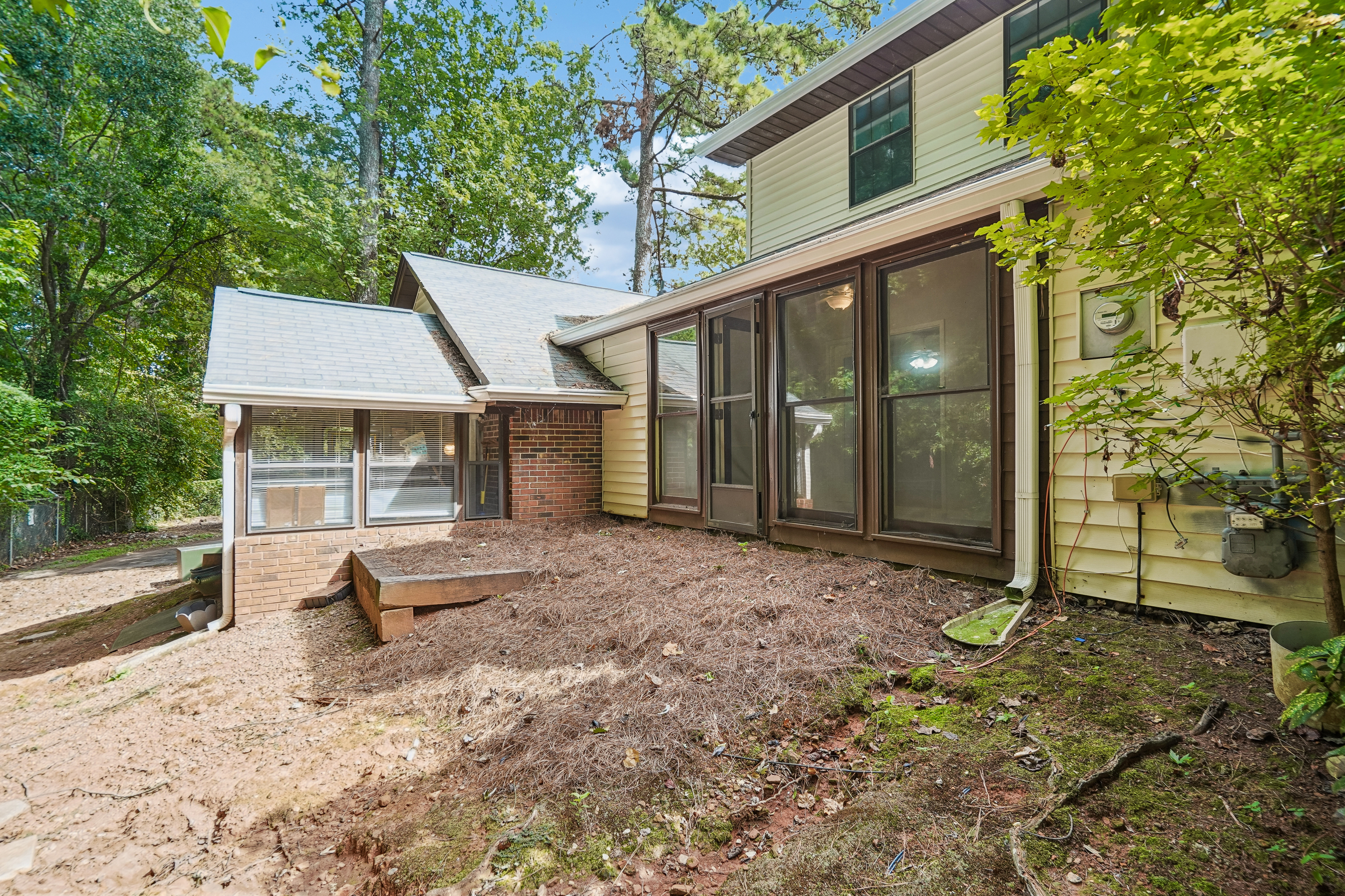 Photo 42 of 46 of 5997 Wintergreen Rd, Norcross, GA