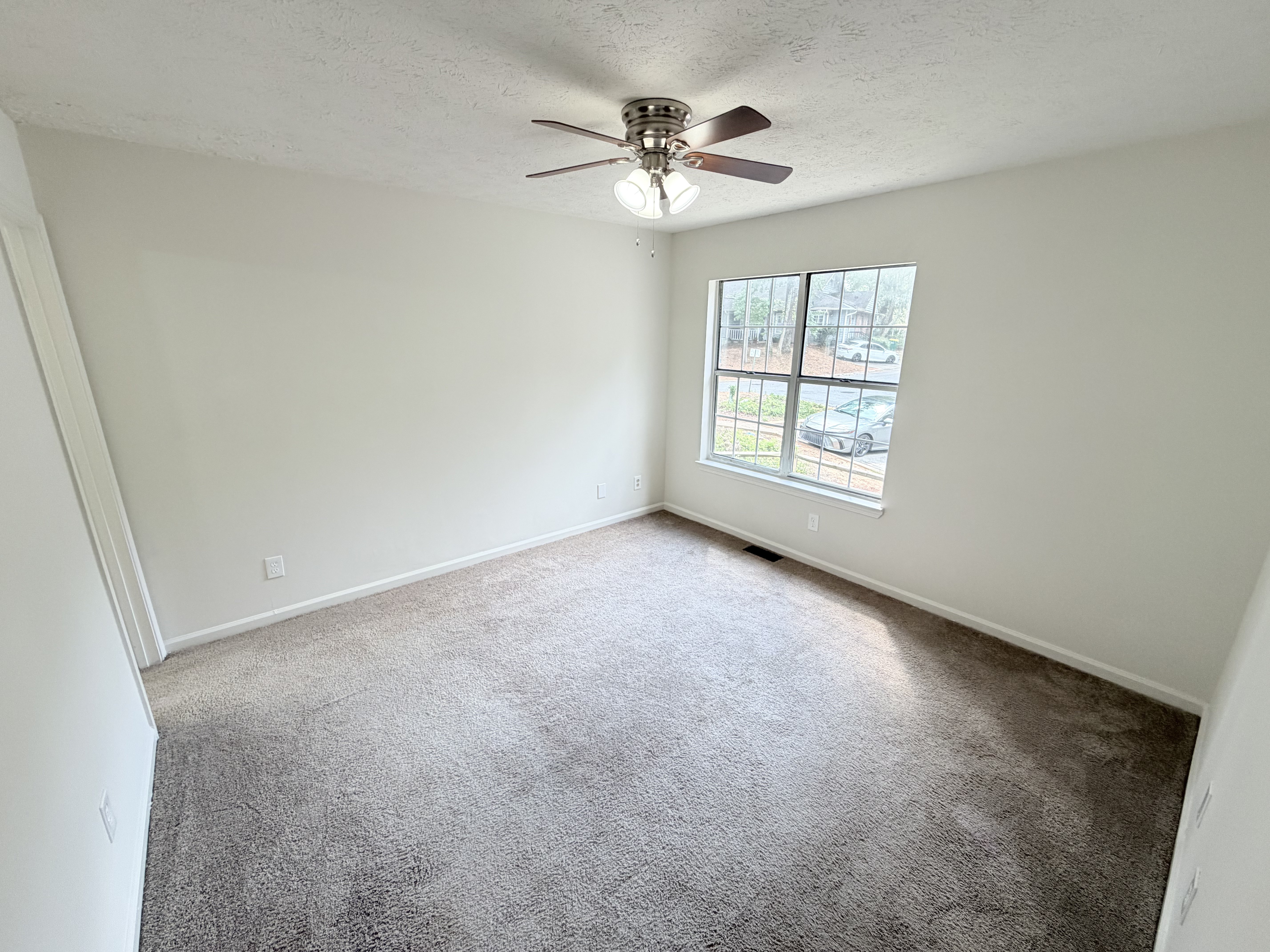 Photo 6 of 31 of 1079 Brittwood Pl, Norcross, GA