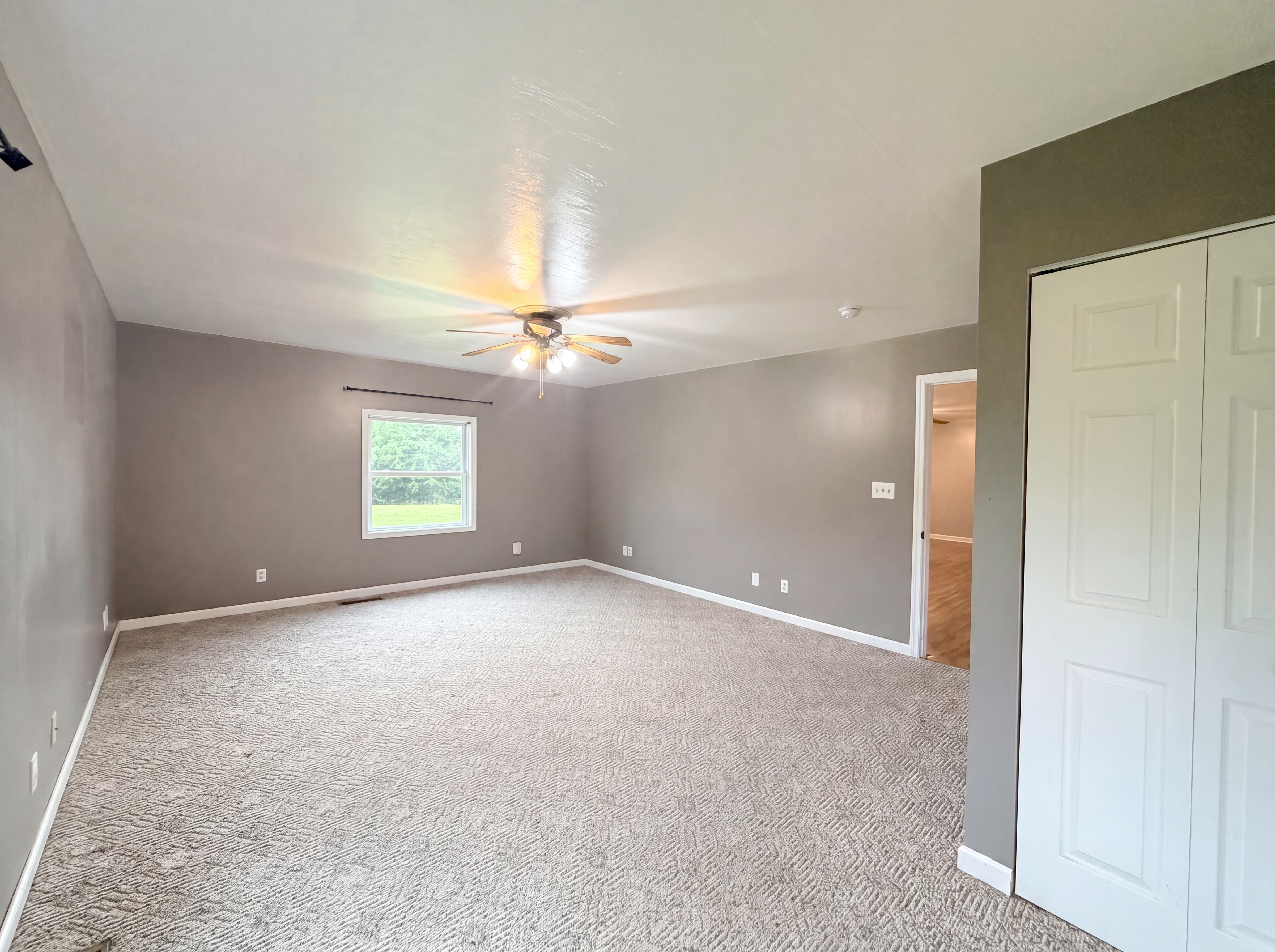 Photo 18 of 28 of 144 Lizzie Wallin Rd, Crab Orchard, KY