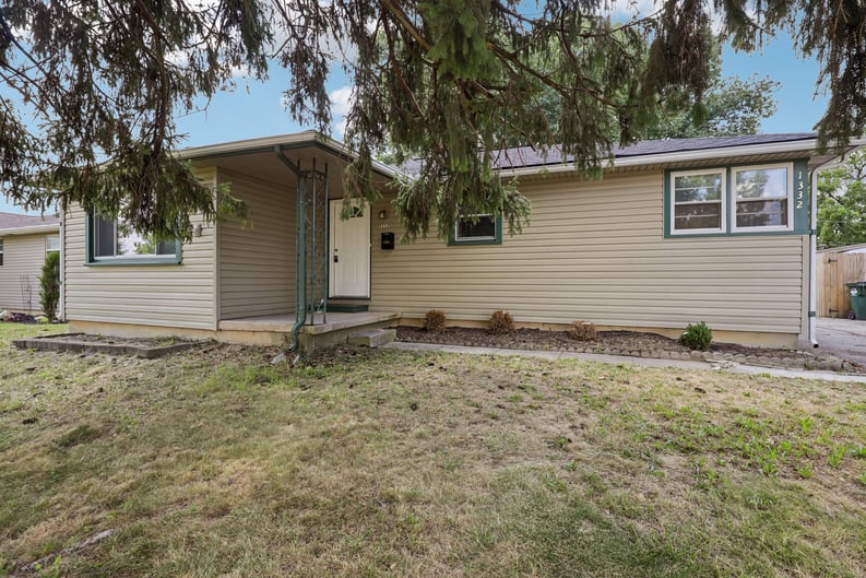 Property photo 1 of 1332 Cloverfield Ave