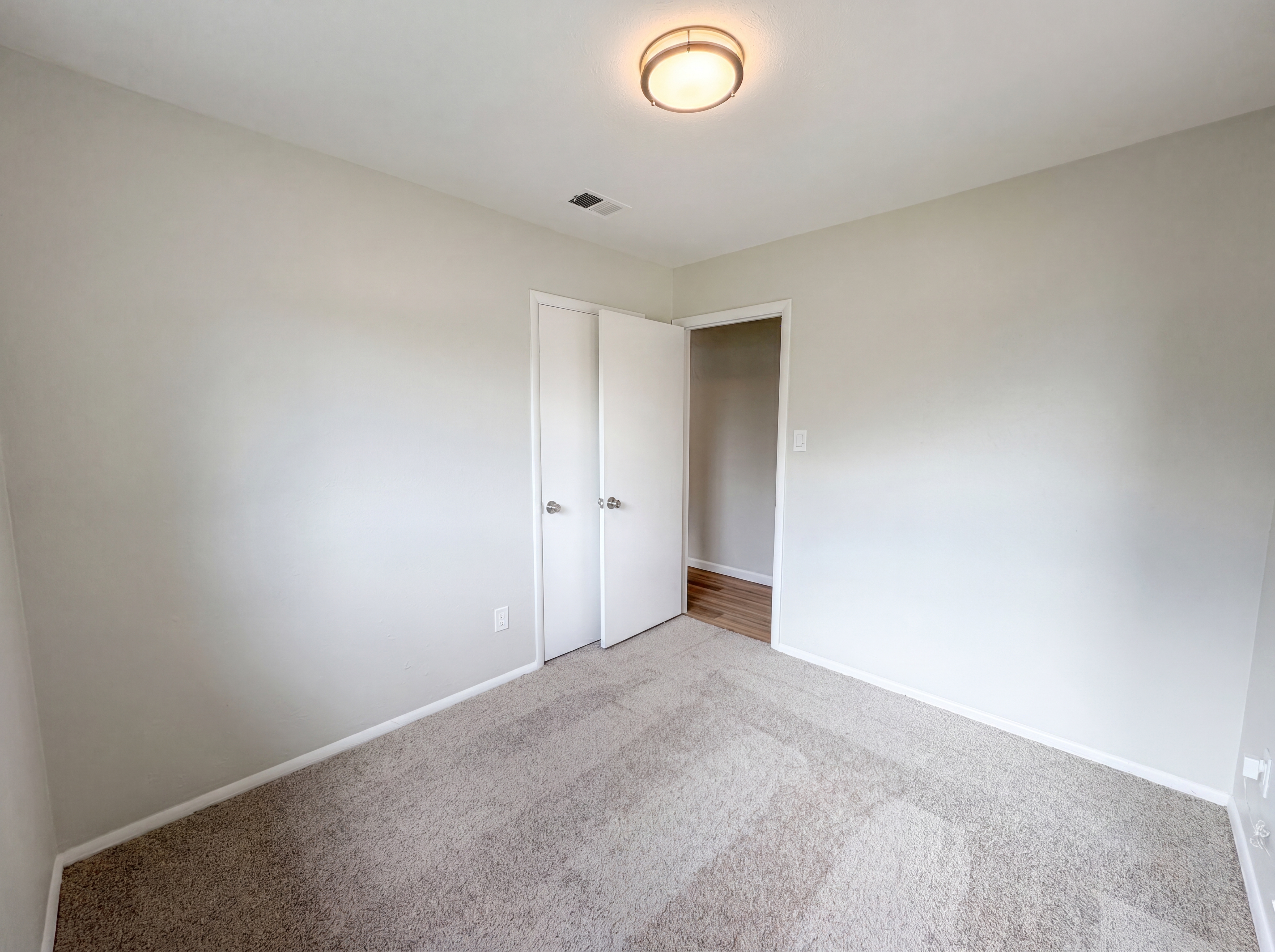 Photo 16 of 25 of 5708 Hanson Dr, Watauga, TX