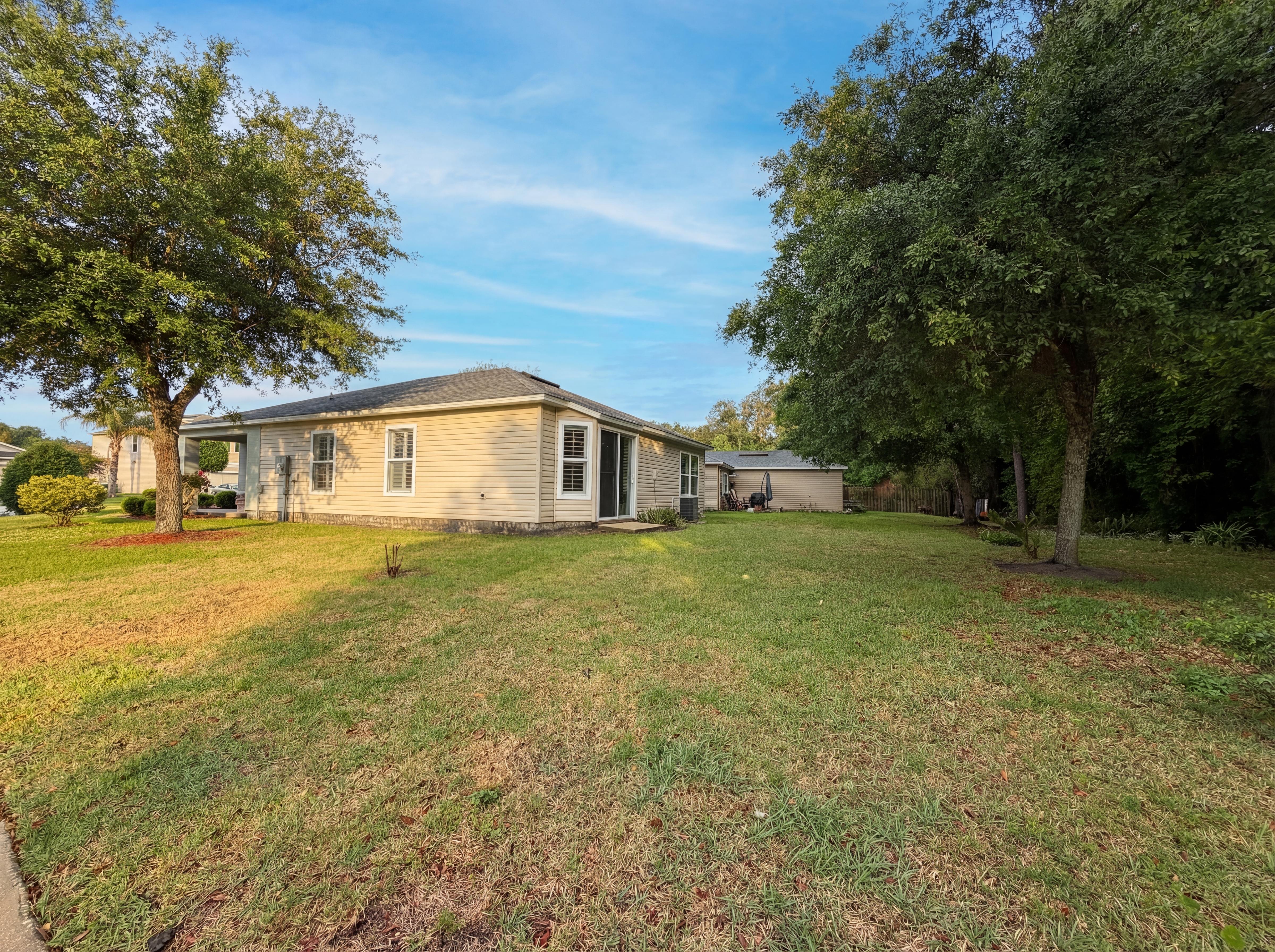 Photo 7 of 17 of 11862 Alexandra Dr, Jacksonville, FL