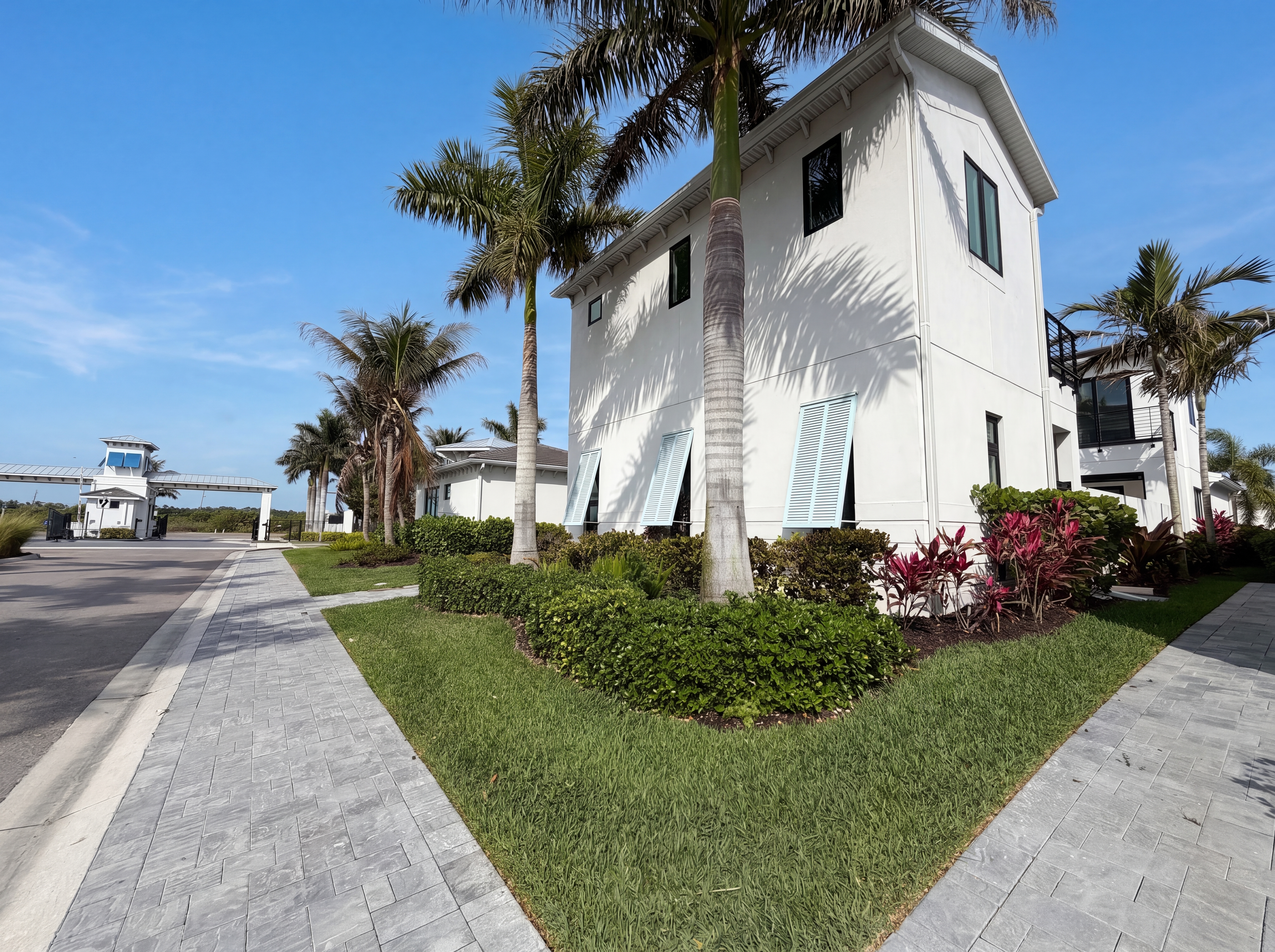 Photo 37 of 43 of 5911 Redbay Blvd, Bradenton, FL