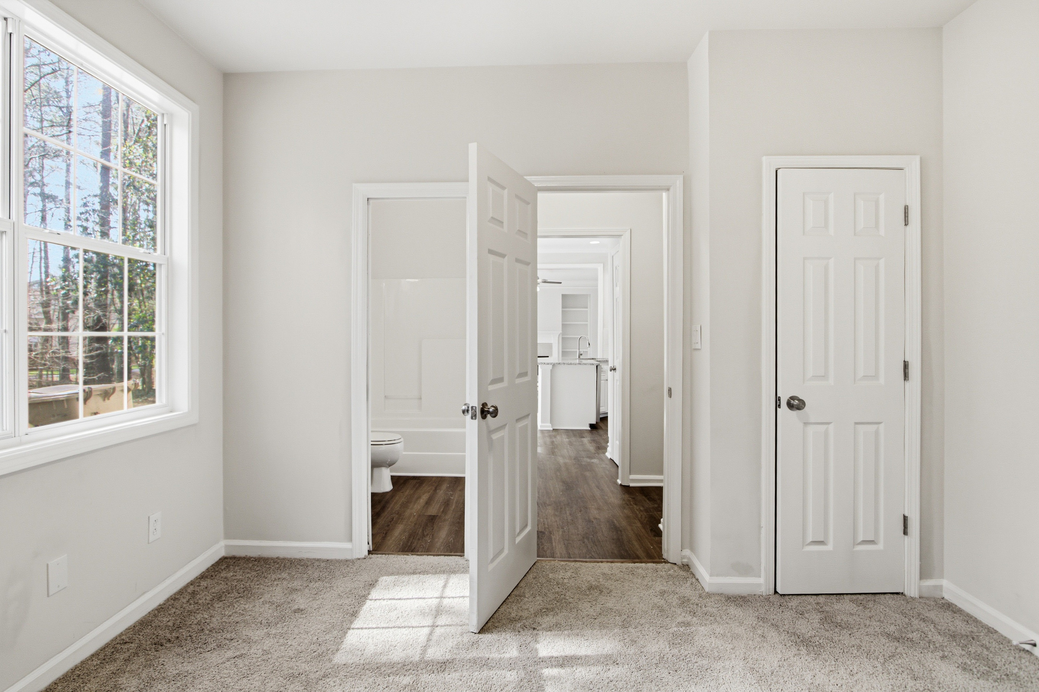 Photo 13 of 45 of 2296 Talbot Rdg, Jonesboro, GA