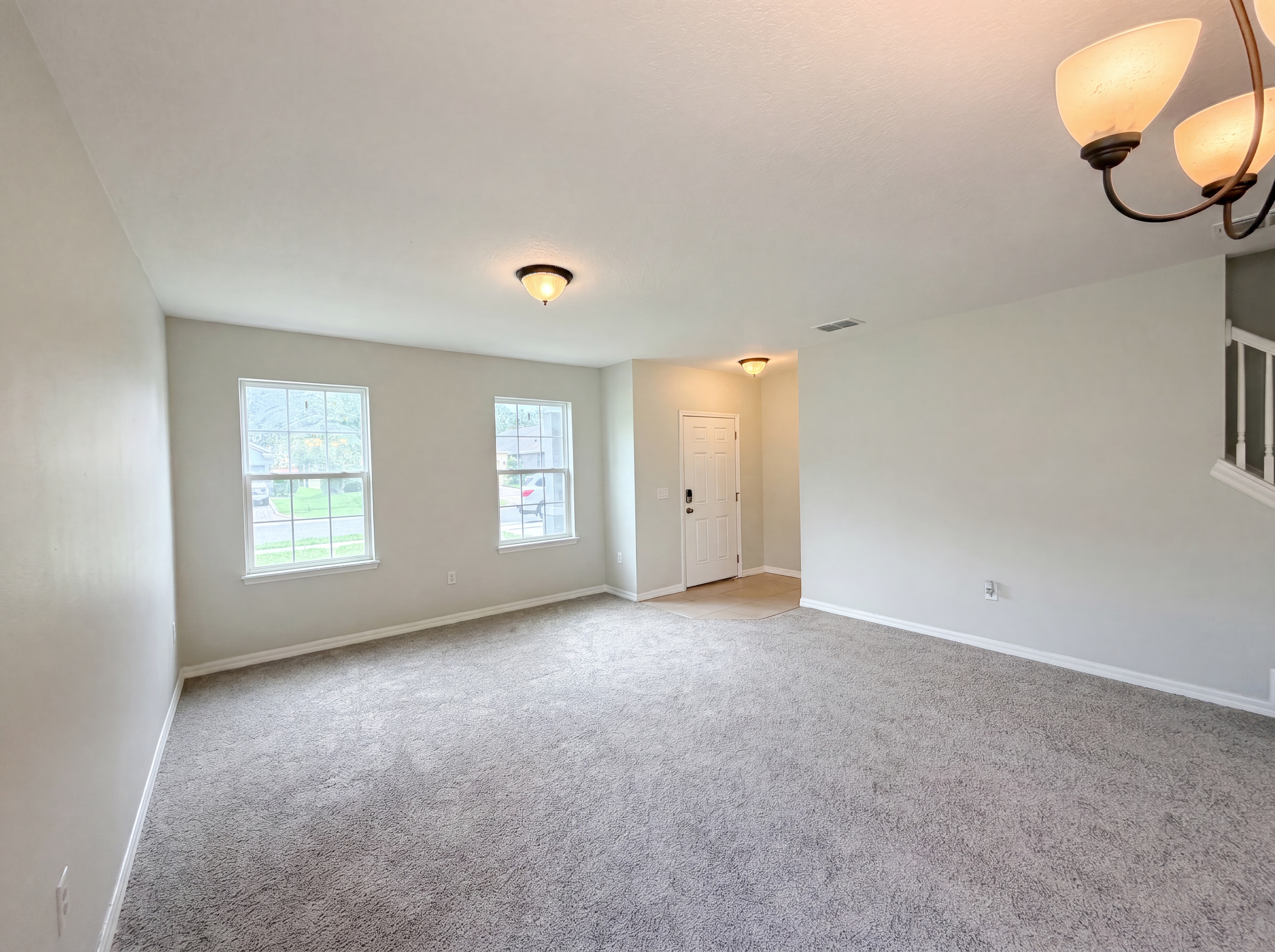 Photo 8 of 22 of 4876 Grassy Knoll Dr, Tavares, FL